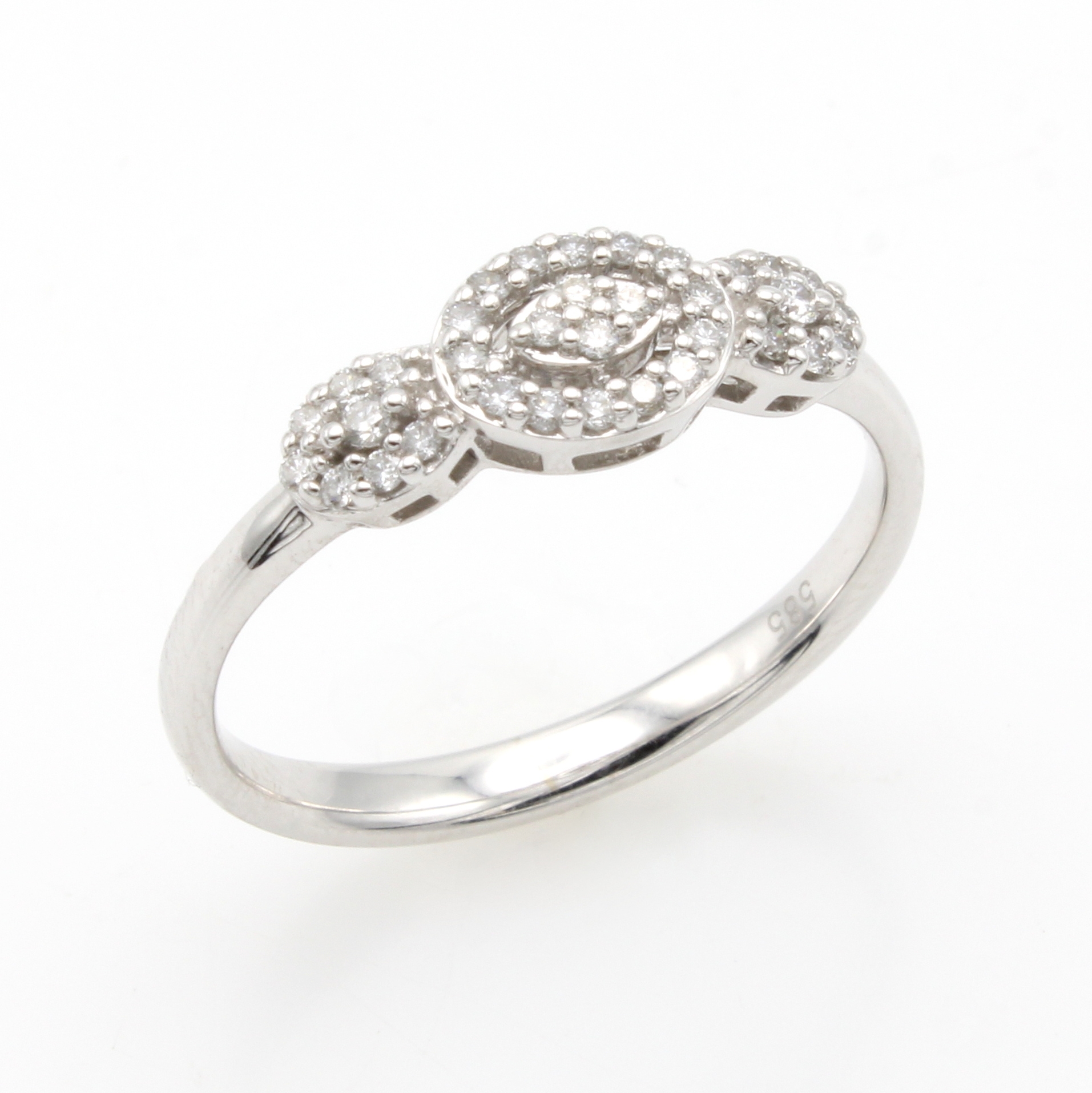 Image 27011561 - Ring mit Brillanten, WG 585/000, 34 Brill. zus. ca. 0.20 ct Weiß/p, RW ca. 56 ...