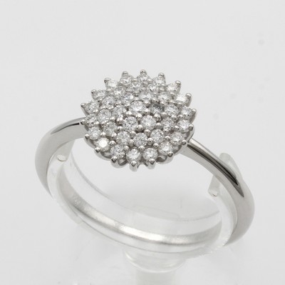 27011500a - Ring mit Brillanten, WG 585/000, runder Ringkopf bes. m. Brill. zus. ca. 0.50 ct ...