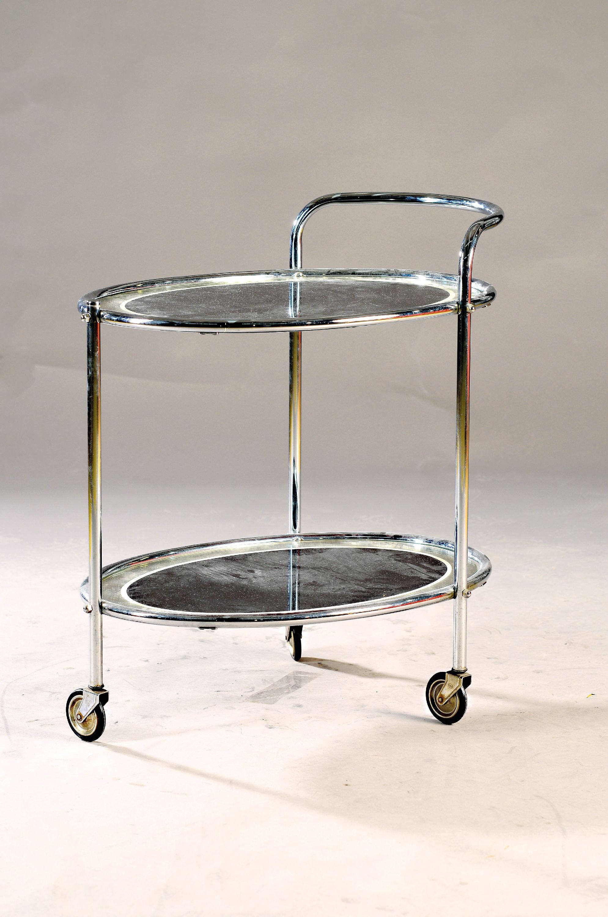 Image 27011665 - Servierwagen, wohl Italien, 1960/70er-Jahre, Stahlrohrgestell, zwei Etagen mit ...