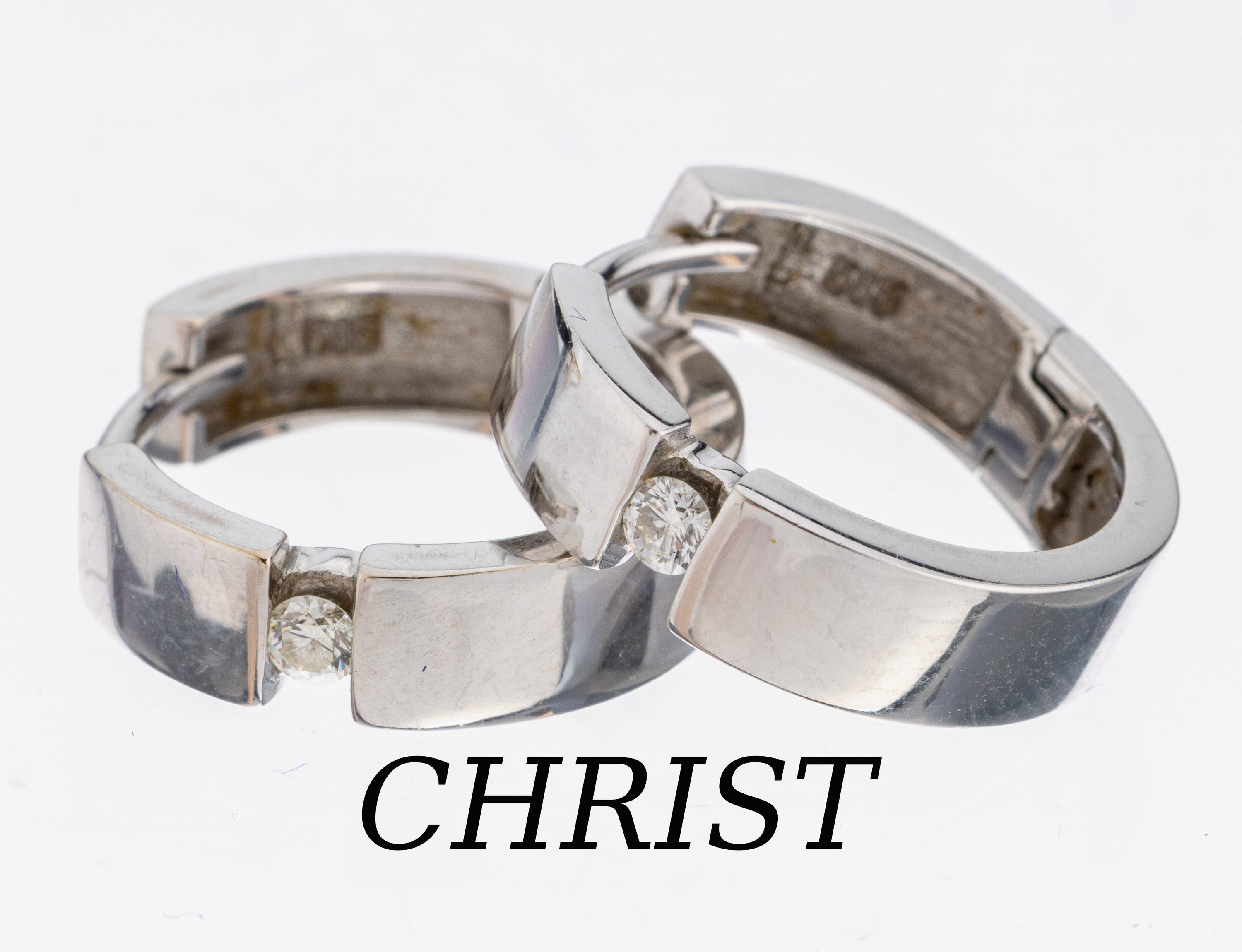 Image 27011671 - Paar 14 kt Gold CHRIST Brillant-Ohrcreolen, WG 585/000, 2 Brillanten zus. ca. 0.15 ct ...