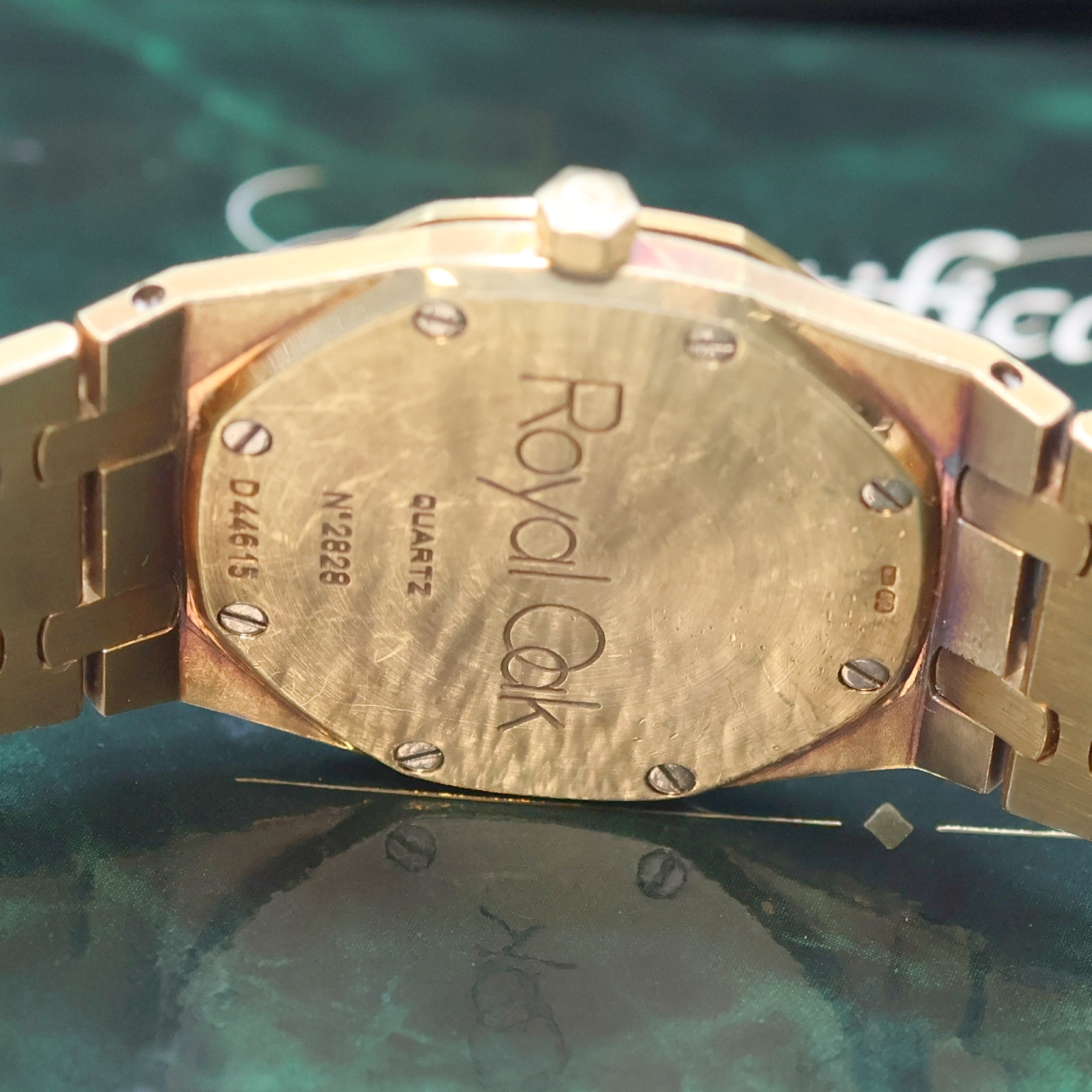 Detail f: AUDEMARS PIGUET ikonische Herrenarmbanduhr Serie Royal Oak in GG 750/000 Referenz 56175BA mit original Etui und Papieren, Design von Gerald Genta, ...