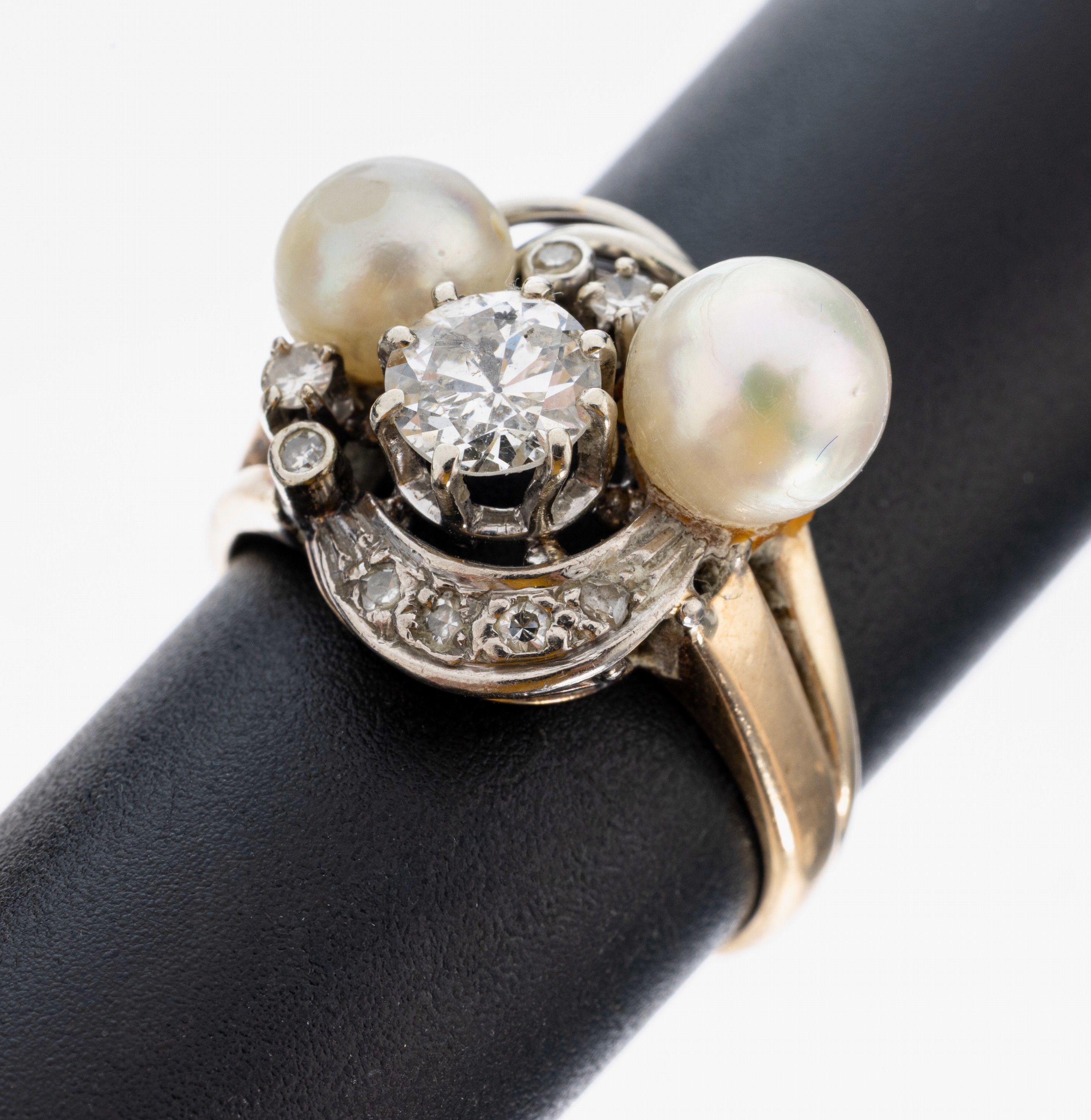 Image 27011710 - 14 kt Gold Diamant-Perl-Ring, 1950er Jahre, GG/WG 585/000, 2 Zuchtperlen, D ca. 6.6 bzw. ...