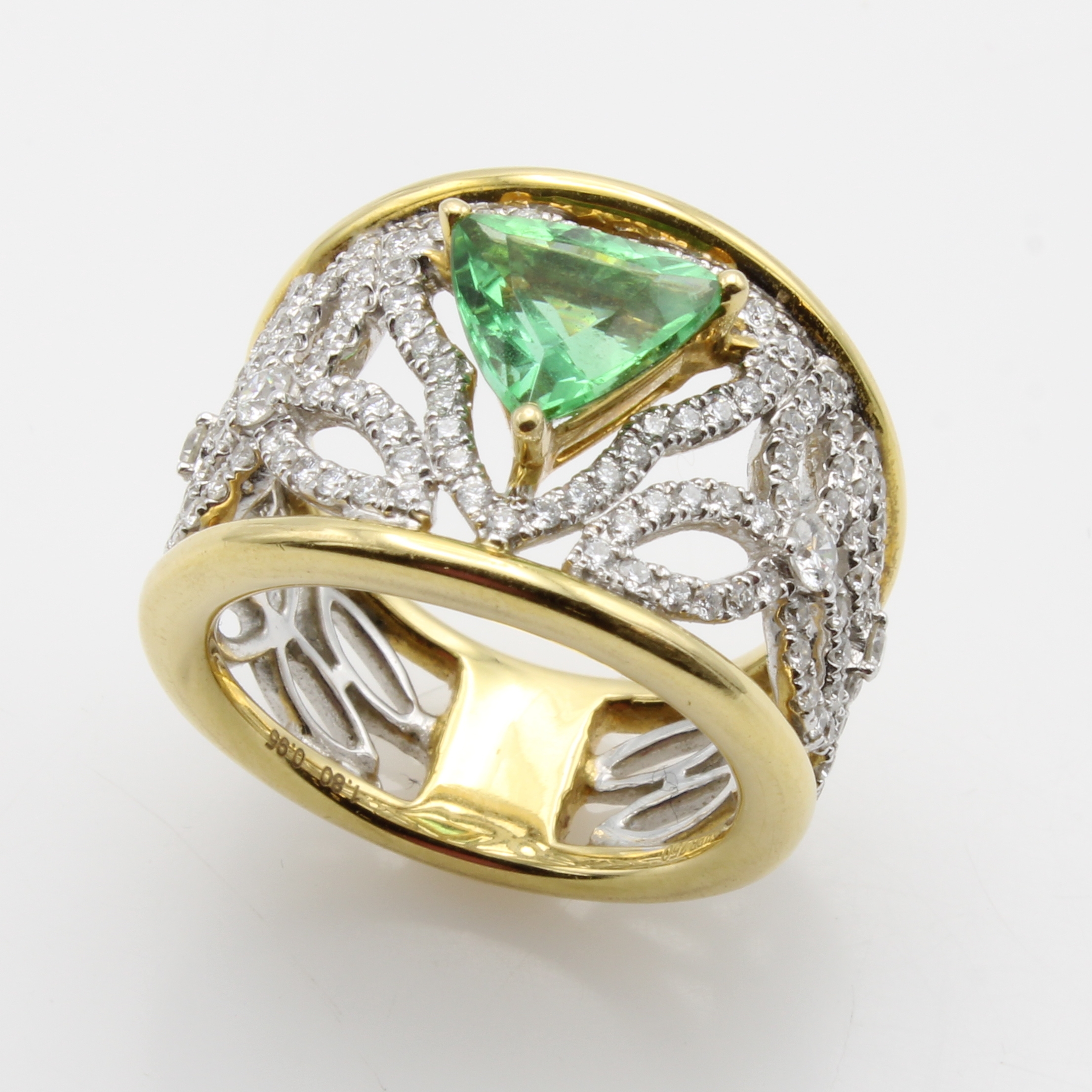 Image 27011745 - Ring mit Paraibaturmalin und Brillanten, GG/WG 750/000, Paraibadreick ca. 1.80 ct, ...