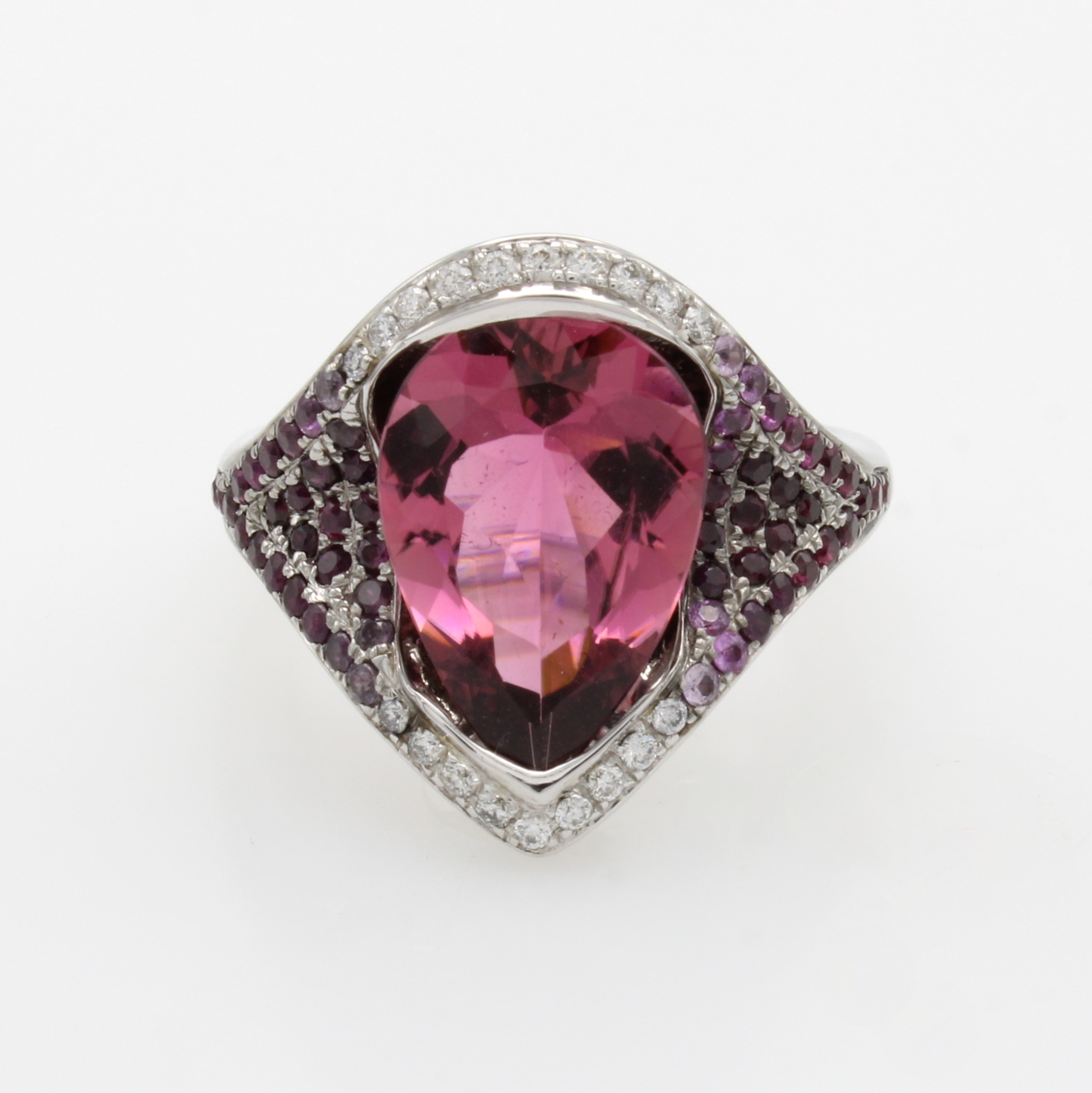 Image 27011747 - Ring mit Turmalin, Saphiren und Brillanten, WG 750/000, rosa Turmalin ca. 4.94 ct, 25 ...