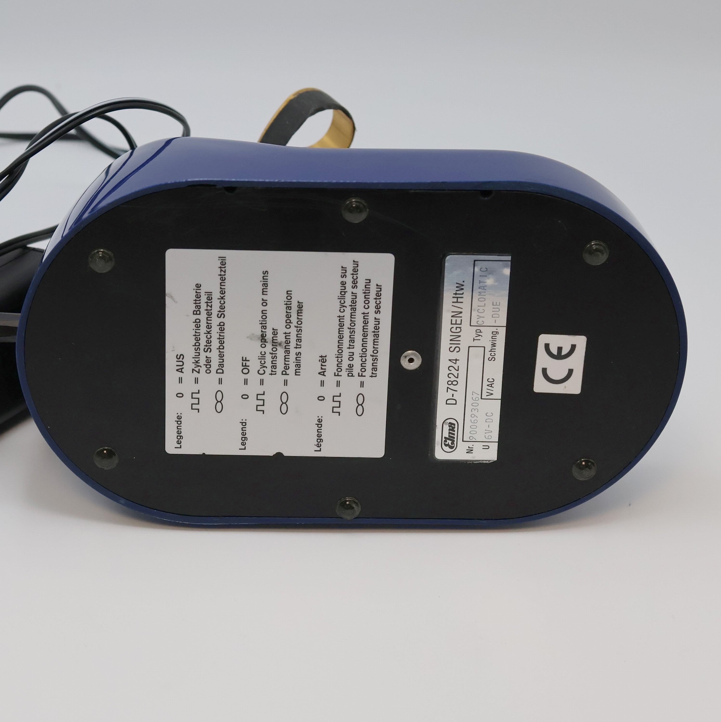 Detail d: ELMA Uhrenbeweger Cyclomatic Due, ausgelegt für 2 Armbanduhren, Netzbetrieb, Kurztest intakt