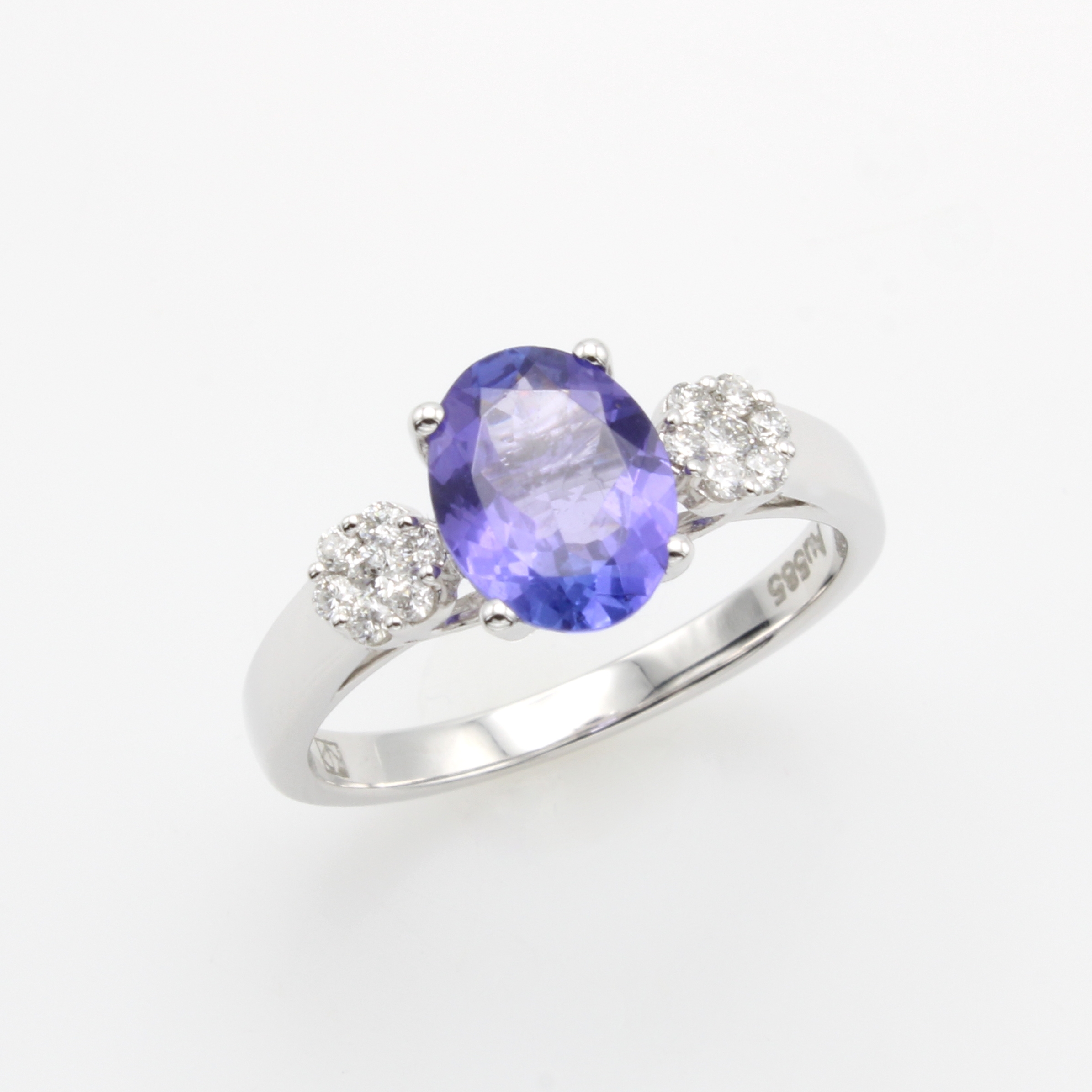 Image 27011778 - Ring mit Tansanit und Brillanten, WG 585/000, ovaler, fac. Tansanit ca. 1.80 ct, Brill. ...