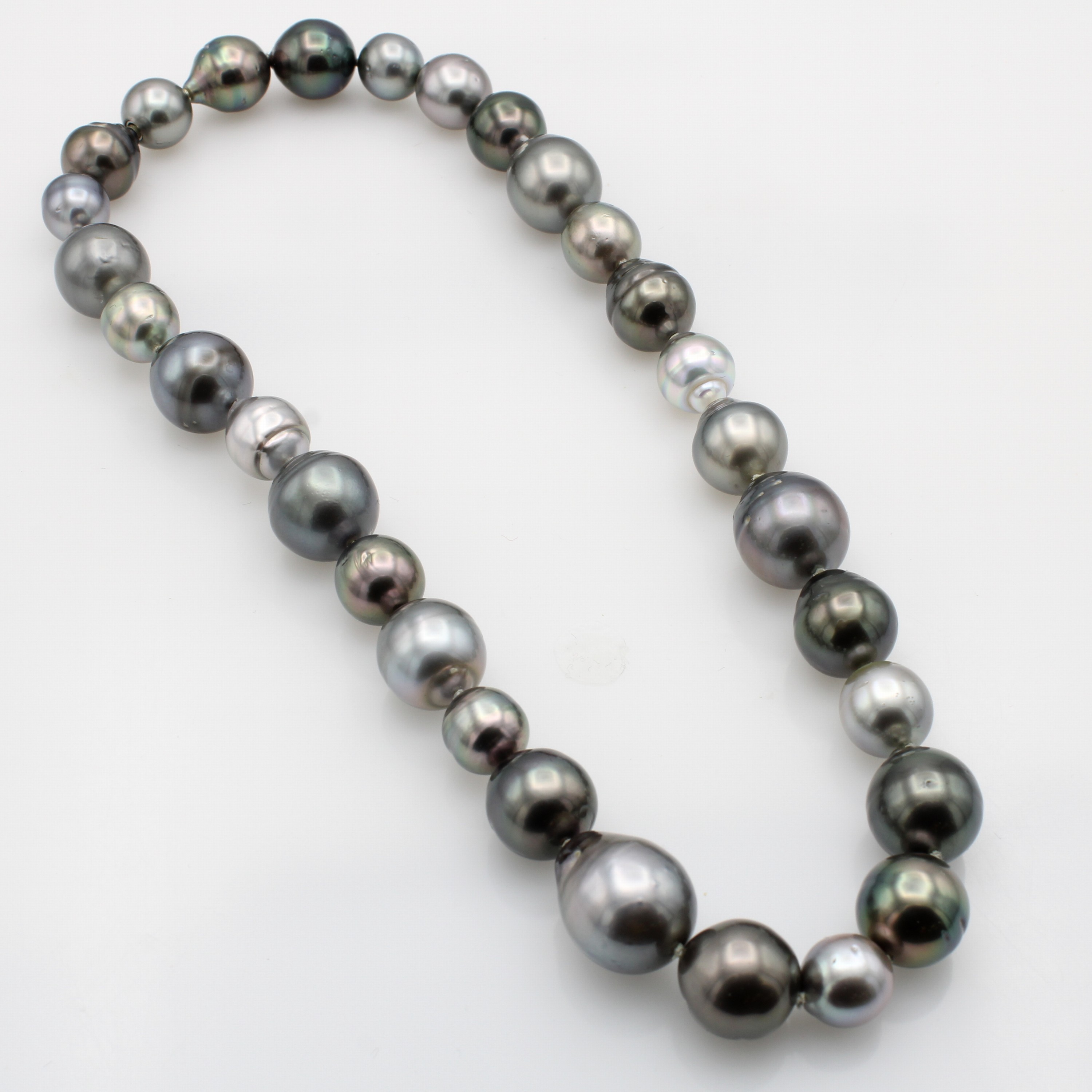 Image 27011815 - Tahitiperlcollier, Wechselschließe als Perle, l. barocke Perlen D. ca. 10-15 mm, L. ca. ...