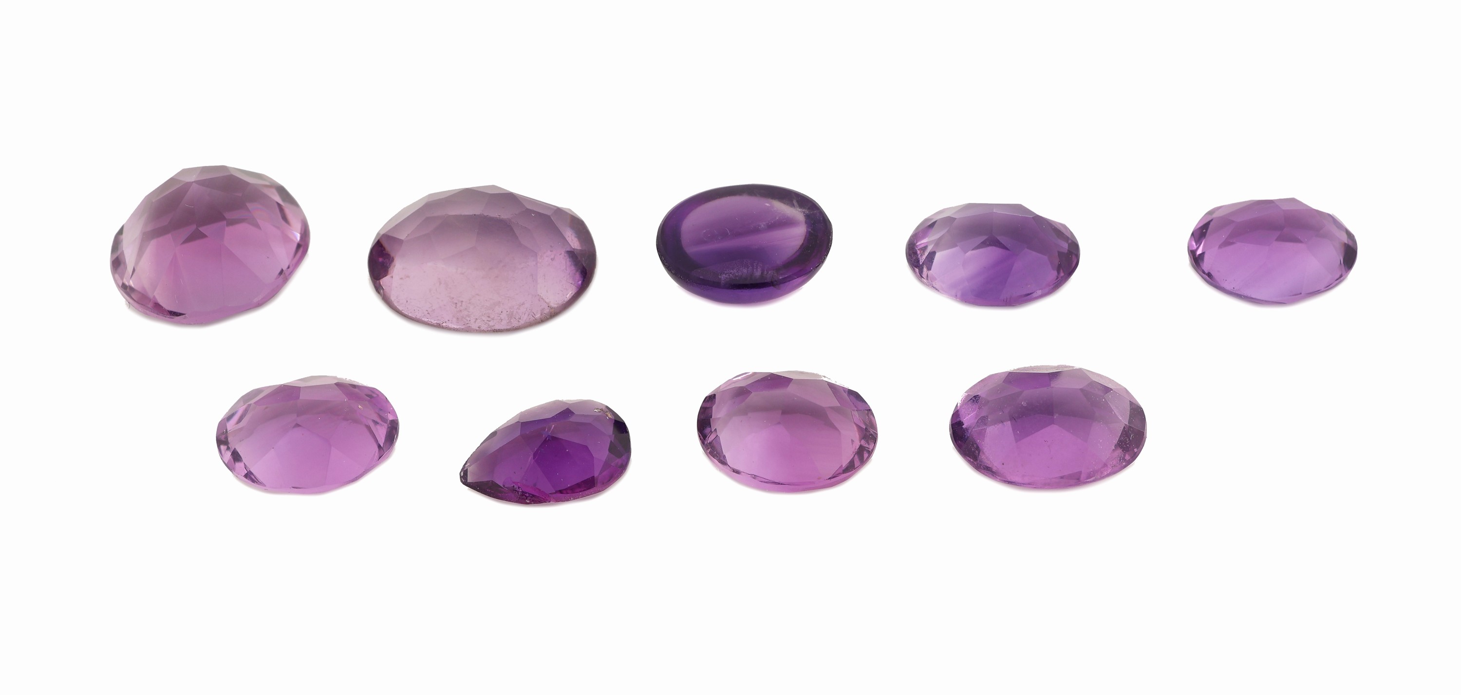 Detail a: Lot Amethyste zus. ca. 28.43 ct, Ausfassware
