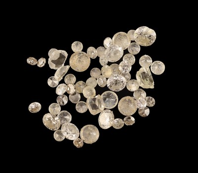 27011824a - Lot lose Diamanten und Brillanten zus. ca. 3.37 ct Weiß-get.Weiß/p, Ausfassware ...
