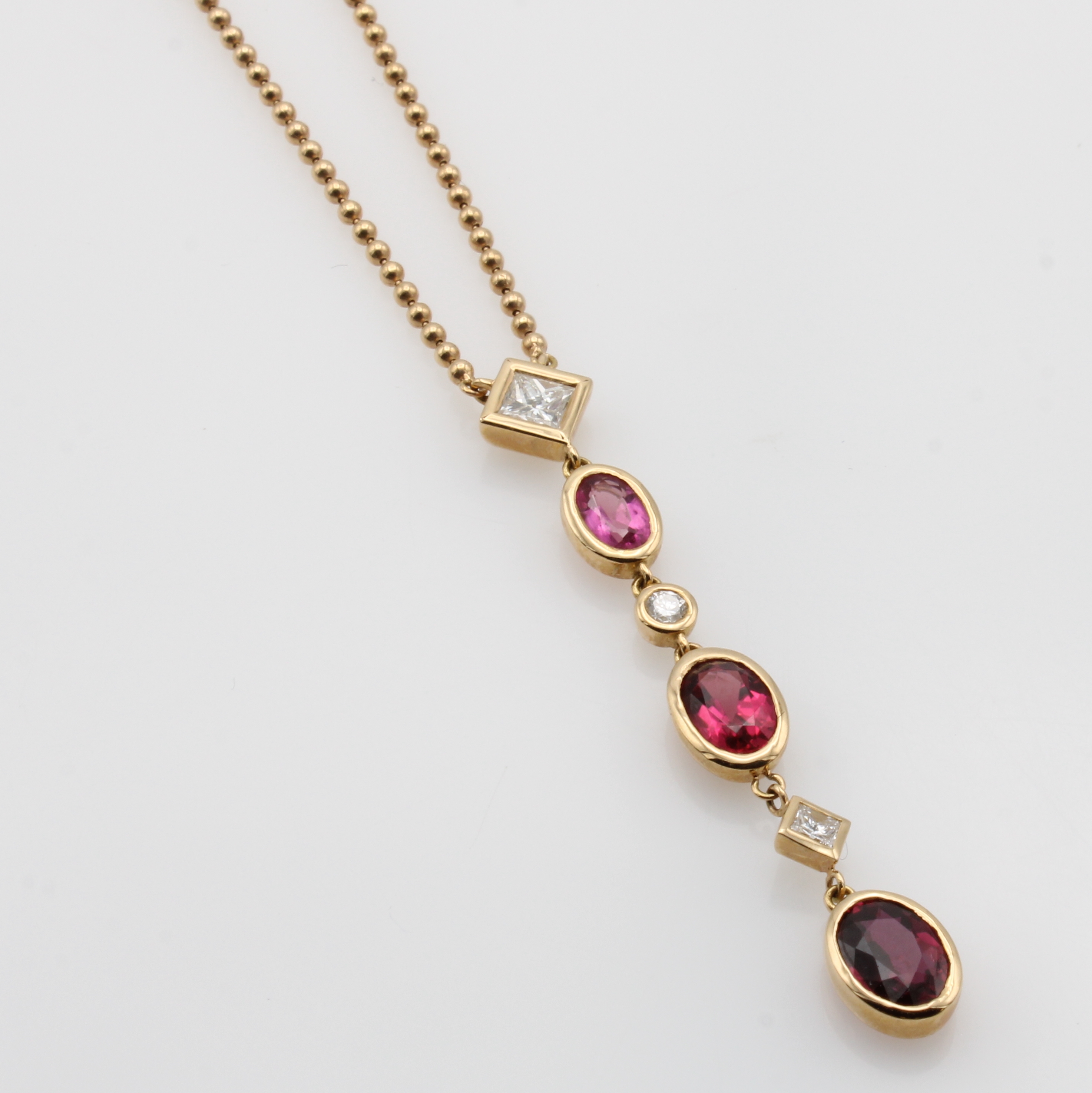 Image 27011951 - Collier mit Farbsteinen, Diamanten und Brillant, RG 750/000, Brill. ca. 0.06 ct, 2 ...