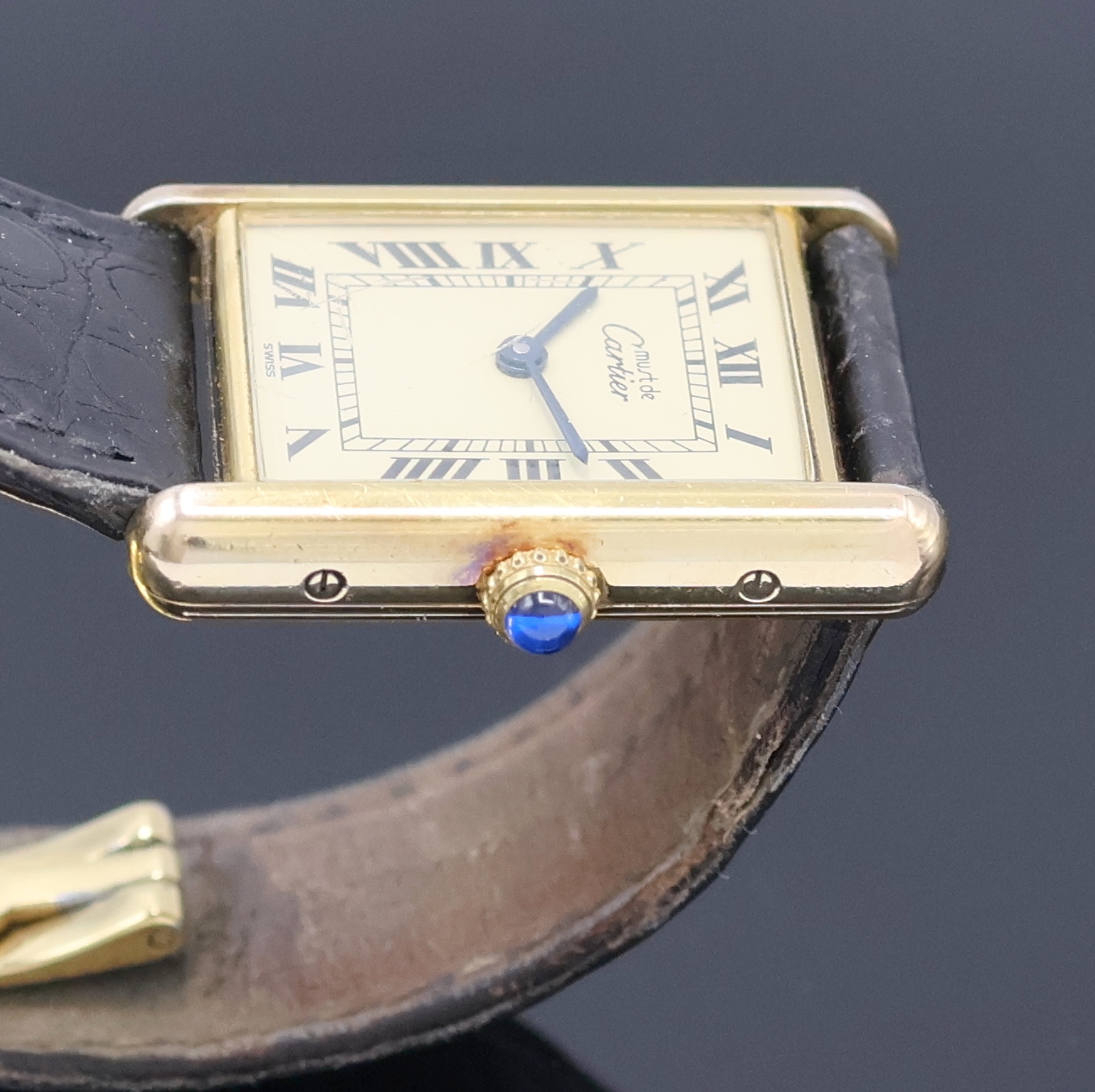 Detail e: CARTIER Damenarmbanduhr Tank Vermeil Referenz 1615, Schweiz um 1990, quarz, verg. Sterlingsilbergeh. inkl. Lederband m. orig. Faltschl., Boden 4-fach ...