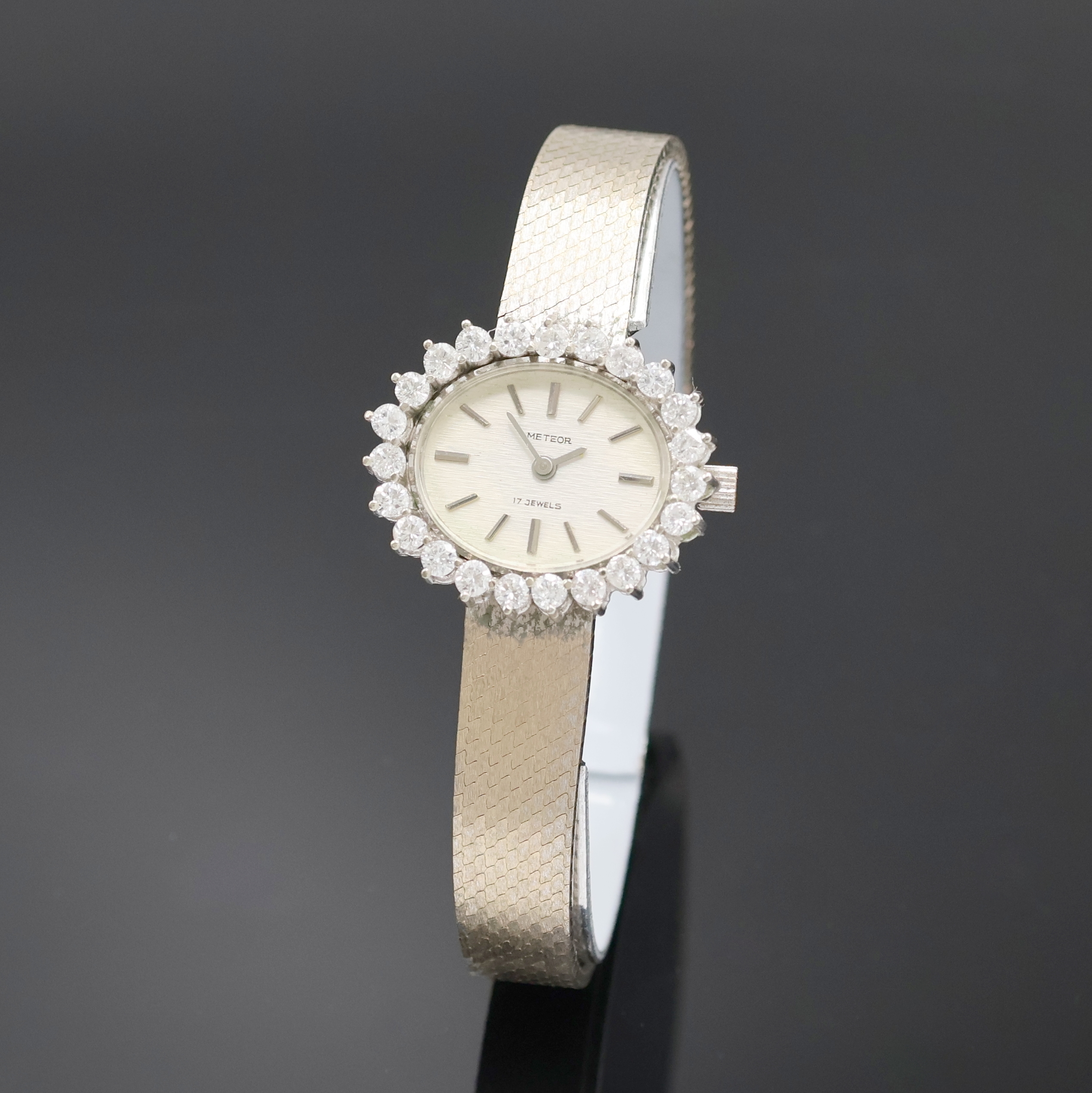 Image 27012458 - METEOR Damenarmbanduhr in WG 585/000 mit Diamantlünette, Handaufzug, Deutschland um ...