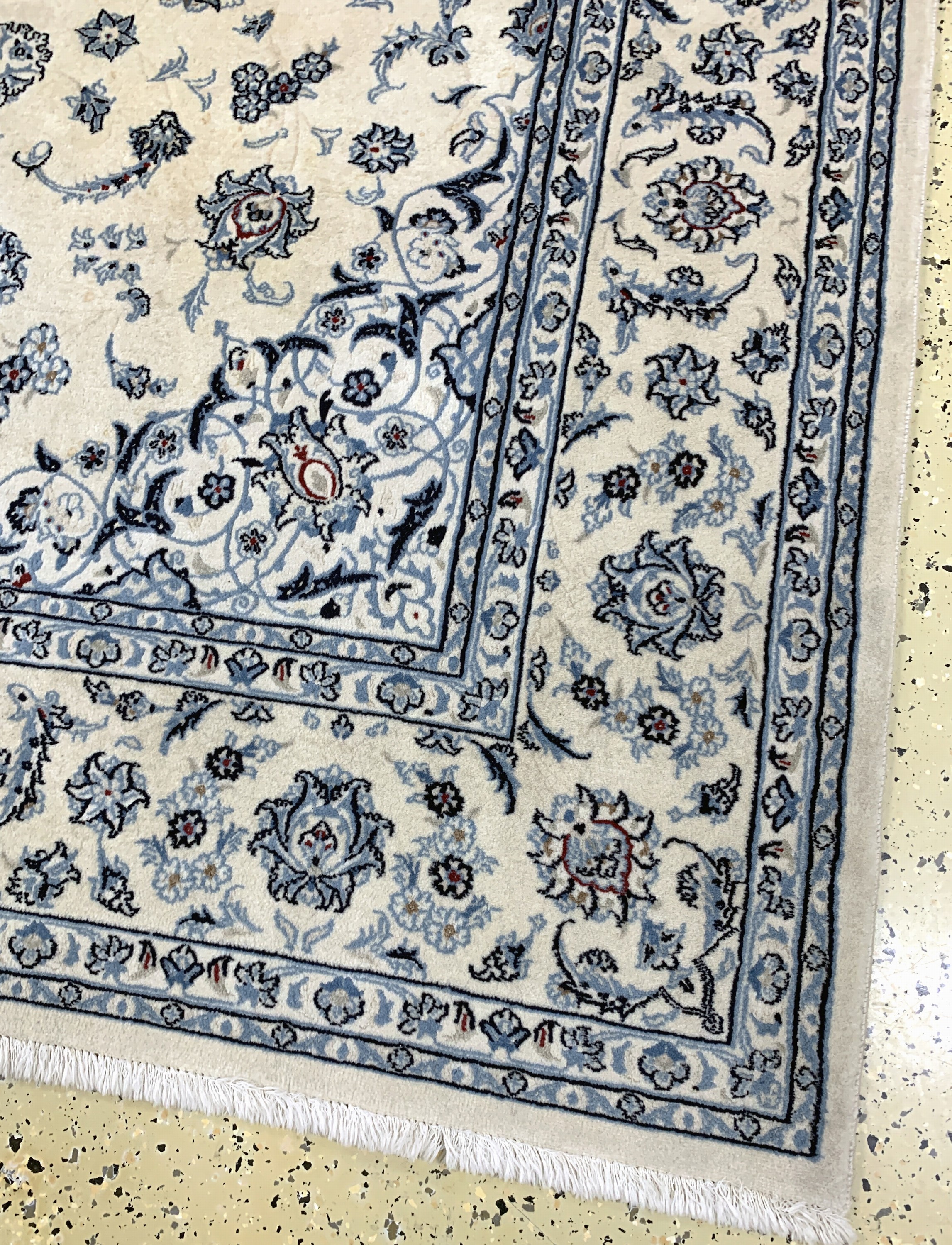 Detail a: Nain fein(9 La), Persien, Ende 20.Jhd, Korkwolle mit Seide, ca. 263 x 222 cm, Reinigungsbedürftig, EHZ: 2