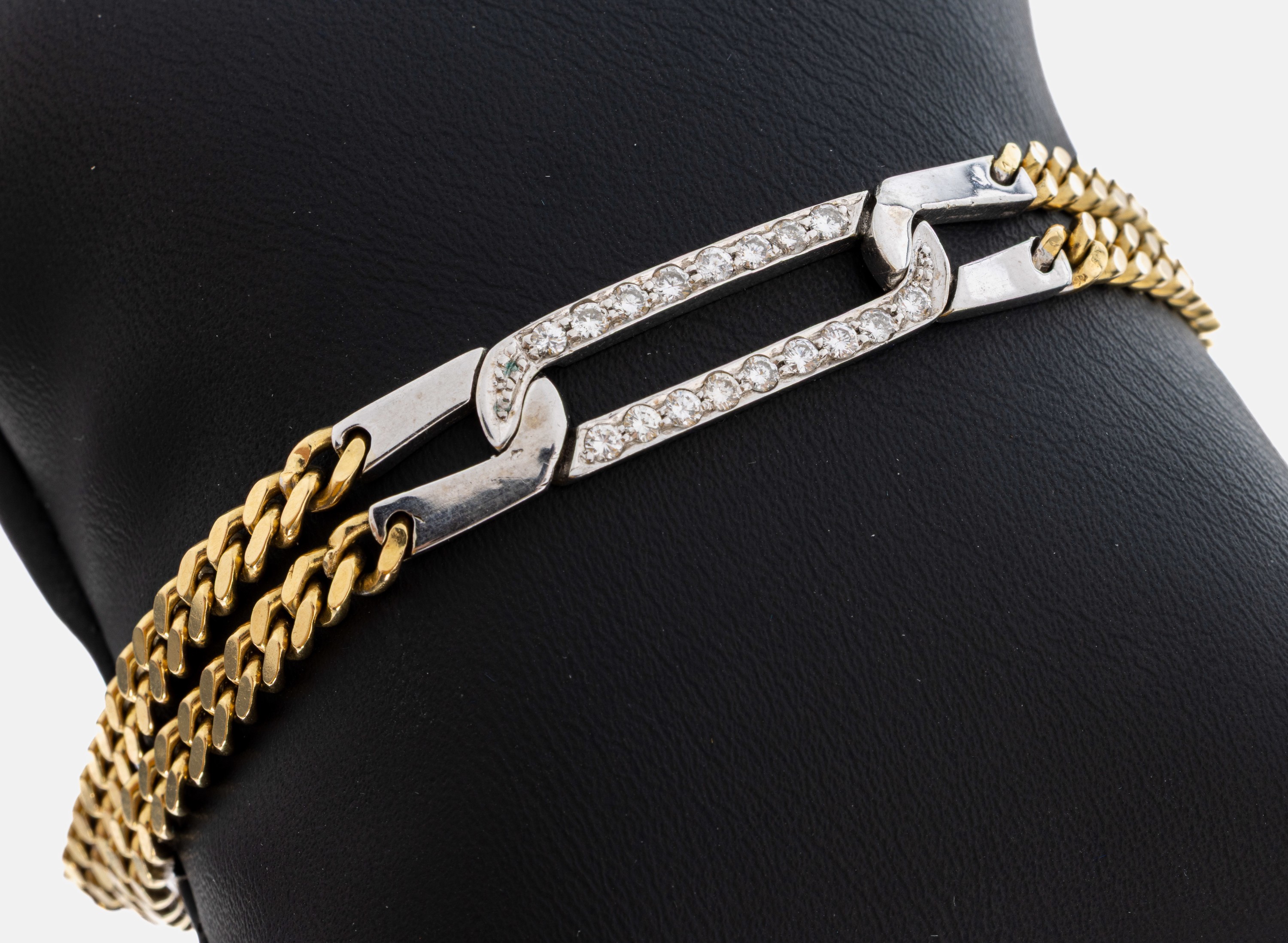 Image 27012859 - 18 kt Gold Brillant-Armband, GG/WG 750/000,2-rhg. GG-Kettenglieder, länglich ovales ...