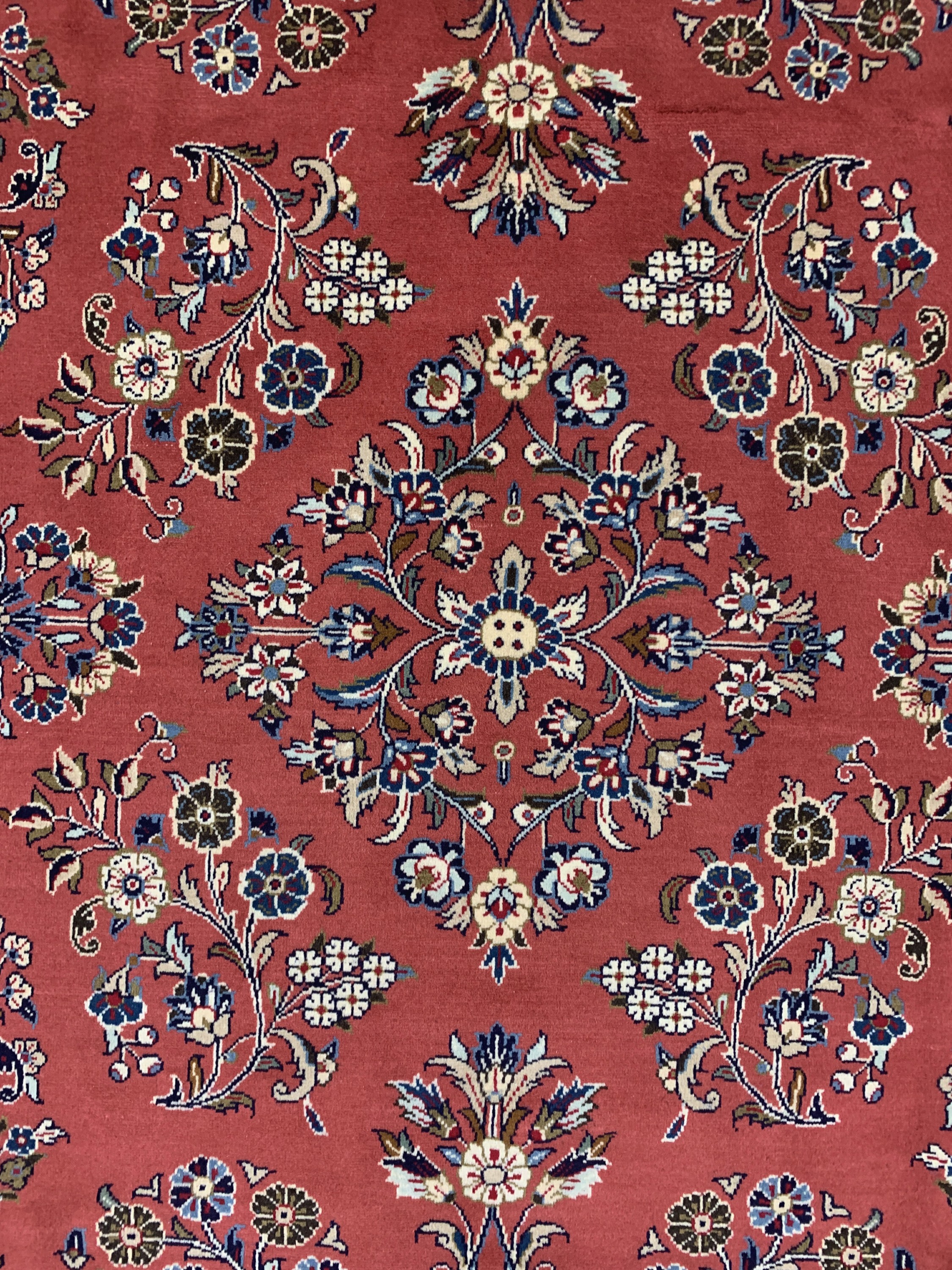 Detail e: Sarogh, Persien, Ende 20.Jhd, Wolle auf Baumwolle, ca. 300 x 210 cm, EHZ:(nahezu neuwertig).