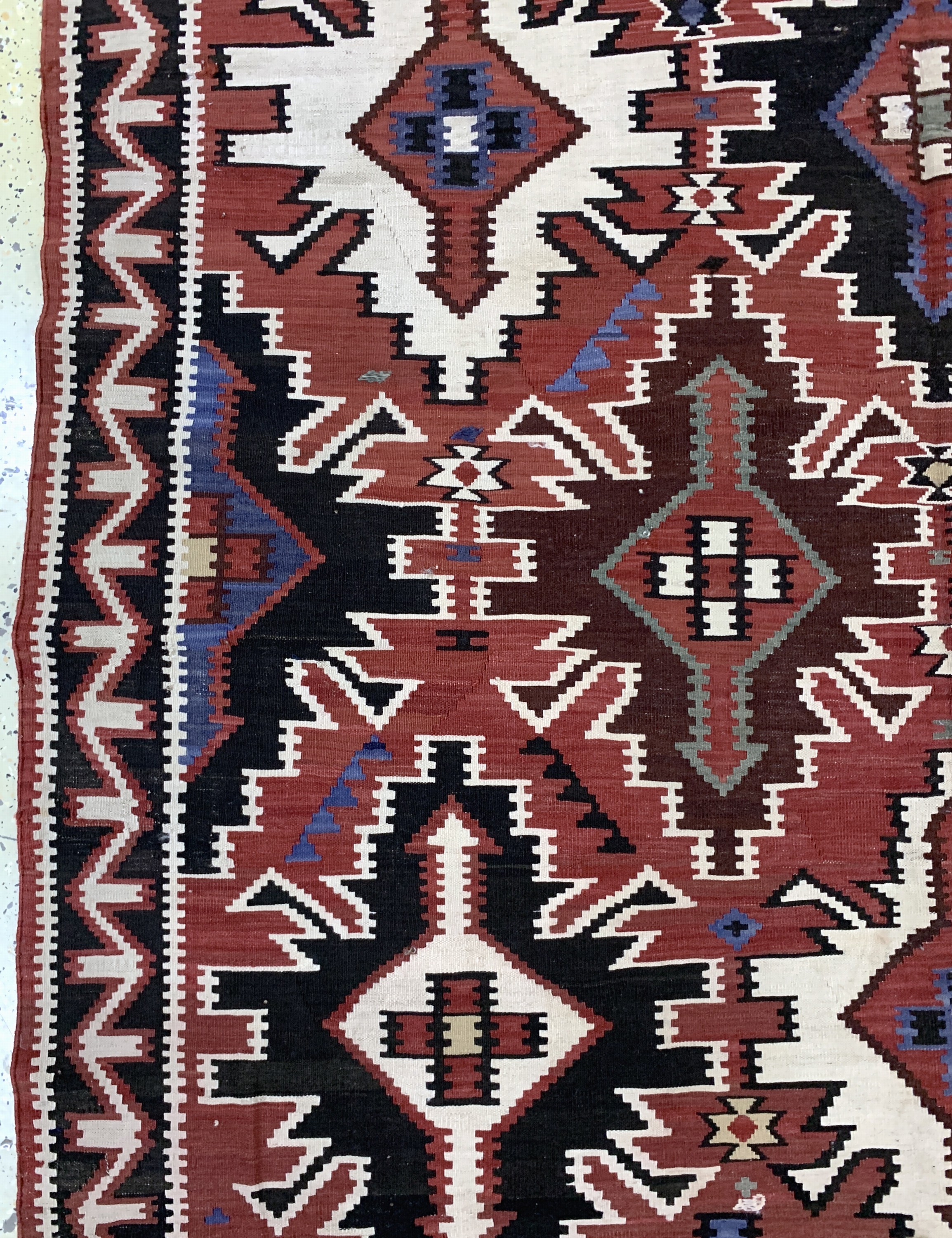 Detail d: "Kuba"Kelim antik, Kaukasus, 19.Jhd, Wolle auf Wolle, ca. 335 x 175 cm, EHZ: 4