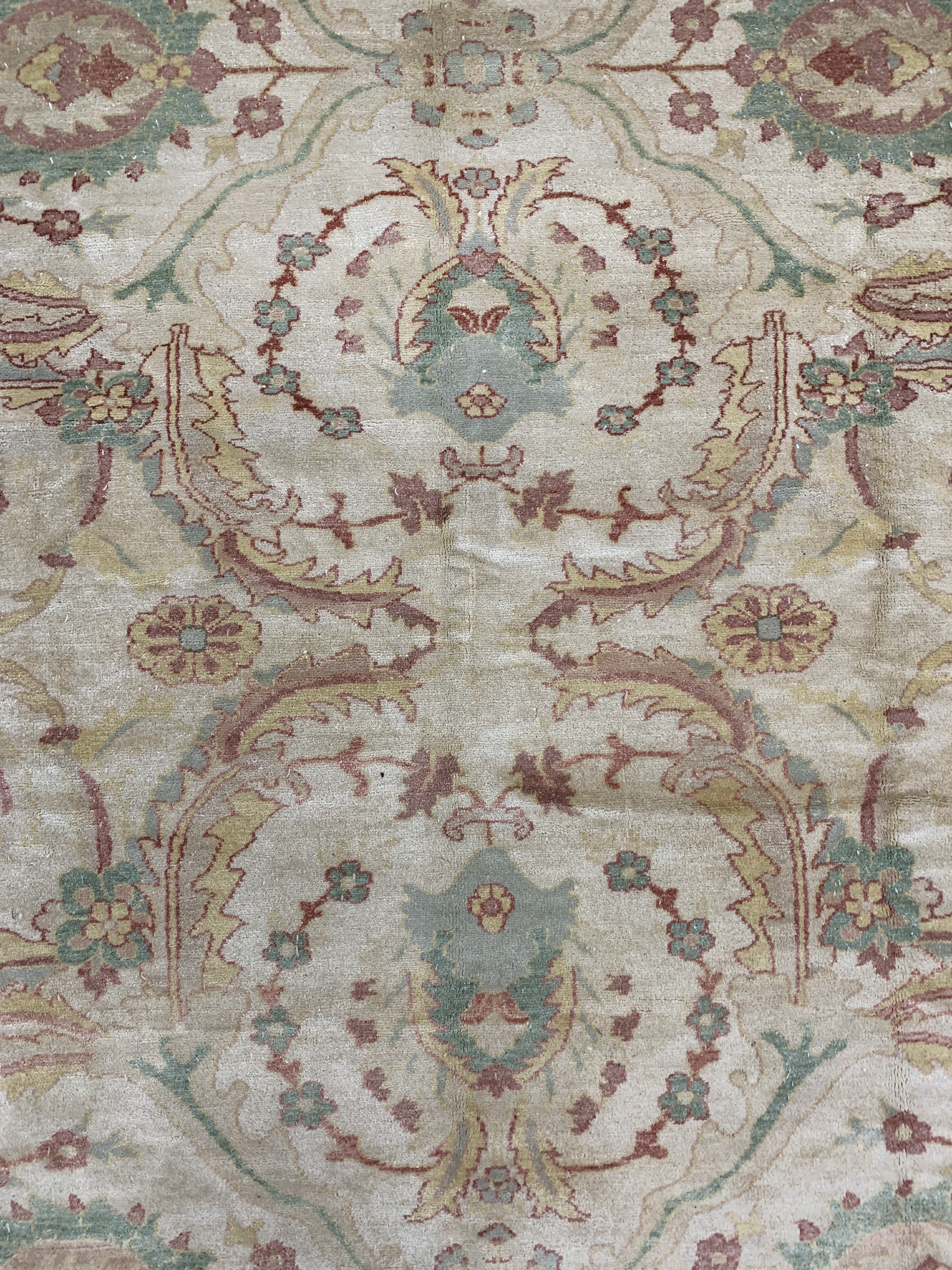 Detail e: Zigler Mahal, Ägypten, Ende 20.Jhd, Wolle auf Baumwolle, ca. 414 x 322 cm, EHZ: 1-2