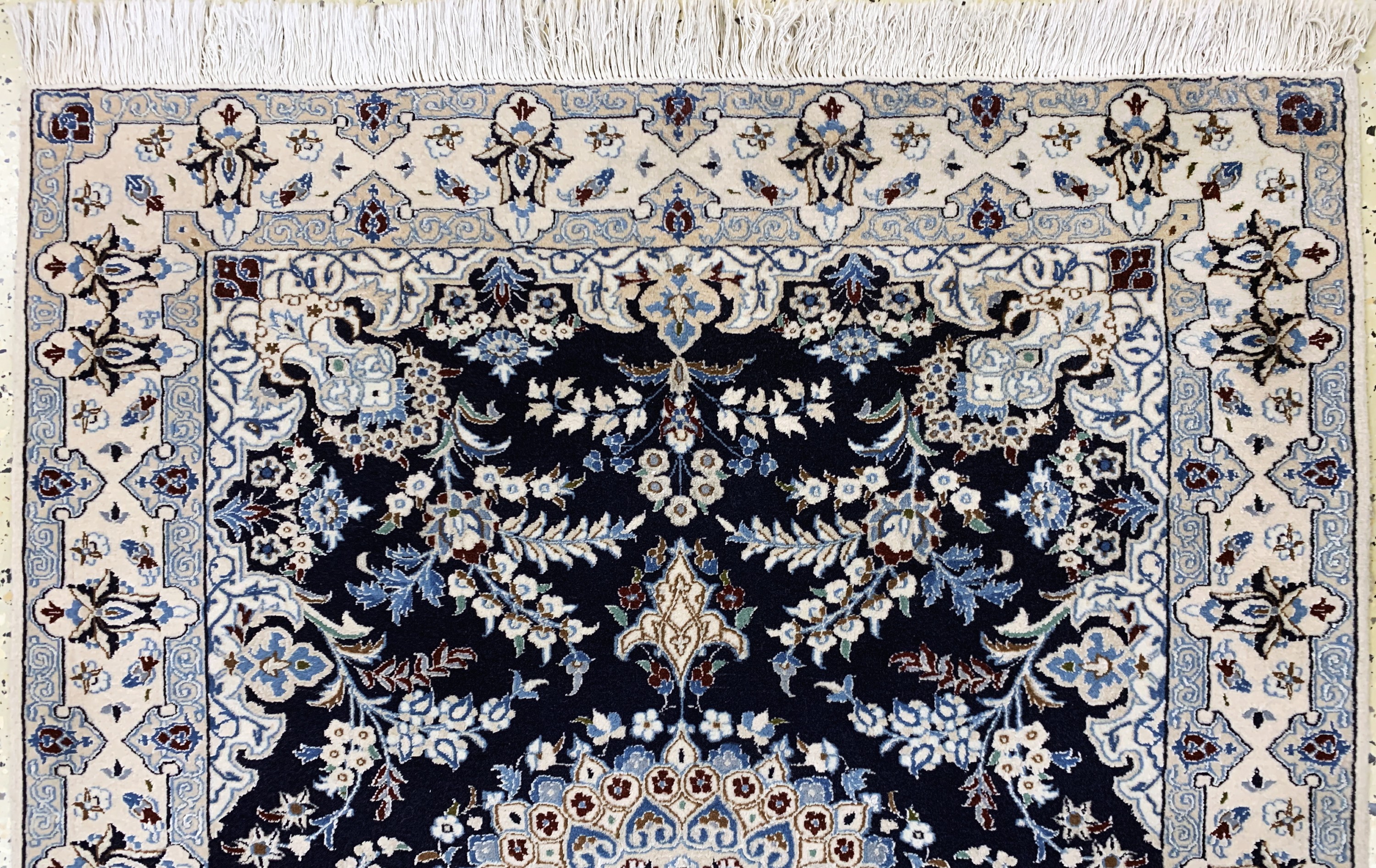 Detail a: Nain fein(6 La), Persien, Ende 20.Jhd, Korkwolle mit Seide, ca. 128 x 97 cm, ca. 1,0 Mio. Kn/qm, EHZ: 2