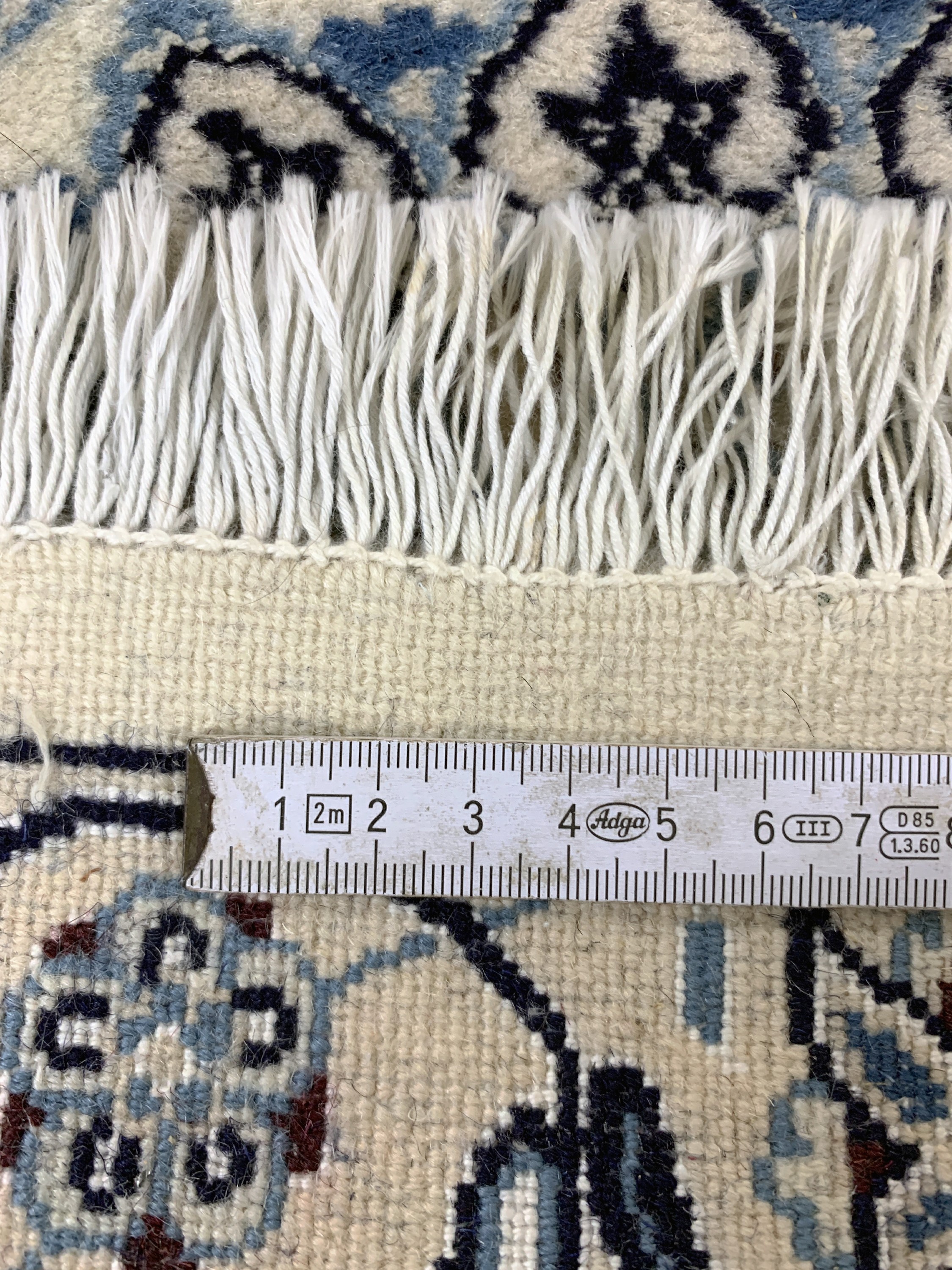 Detail f: 2 Lots Nain fein(9 La), Persien, Ende 20.Jhd, Korkwolle mit Seide, durchmsßer: ca. 110 cm, Reinigungsbedürftig, EHZ: 2.