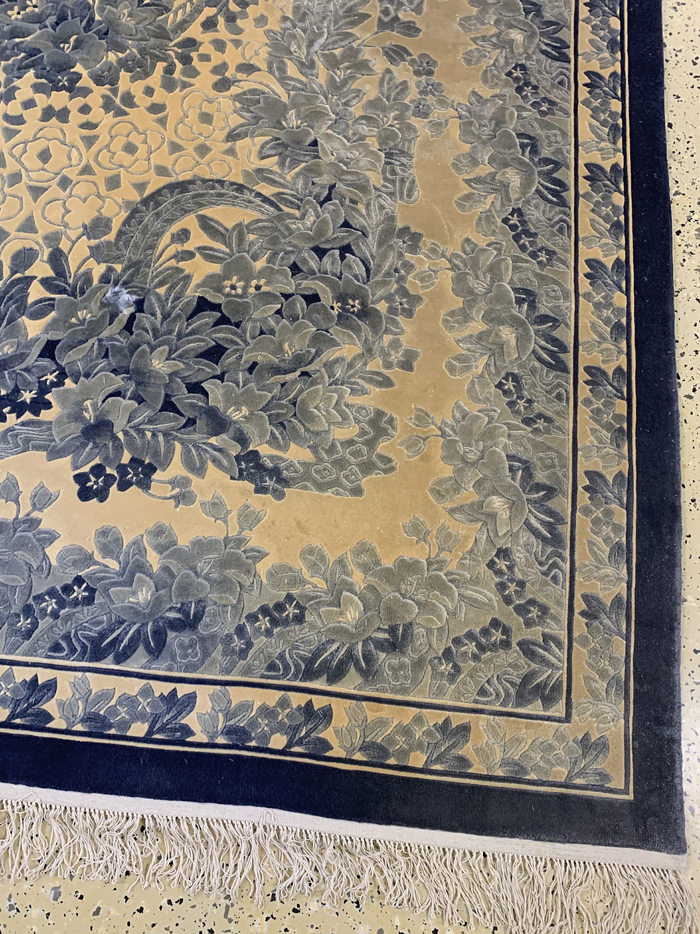 Detail a: Seidenteppich, China, Ende 20.Jhd, reine Naturseide, ca. 240 x 170 cm, EHZ: 2