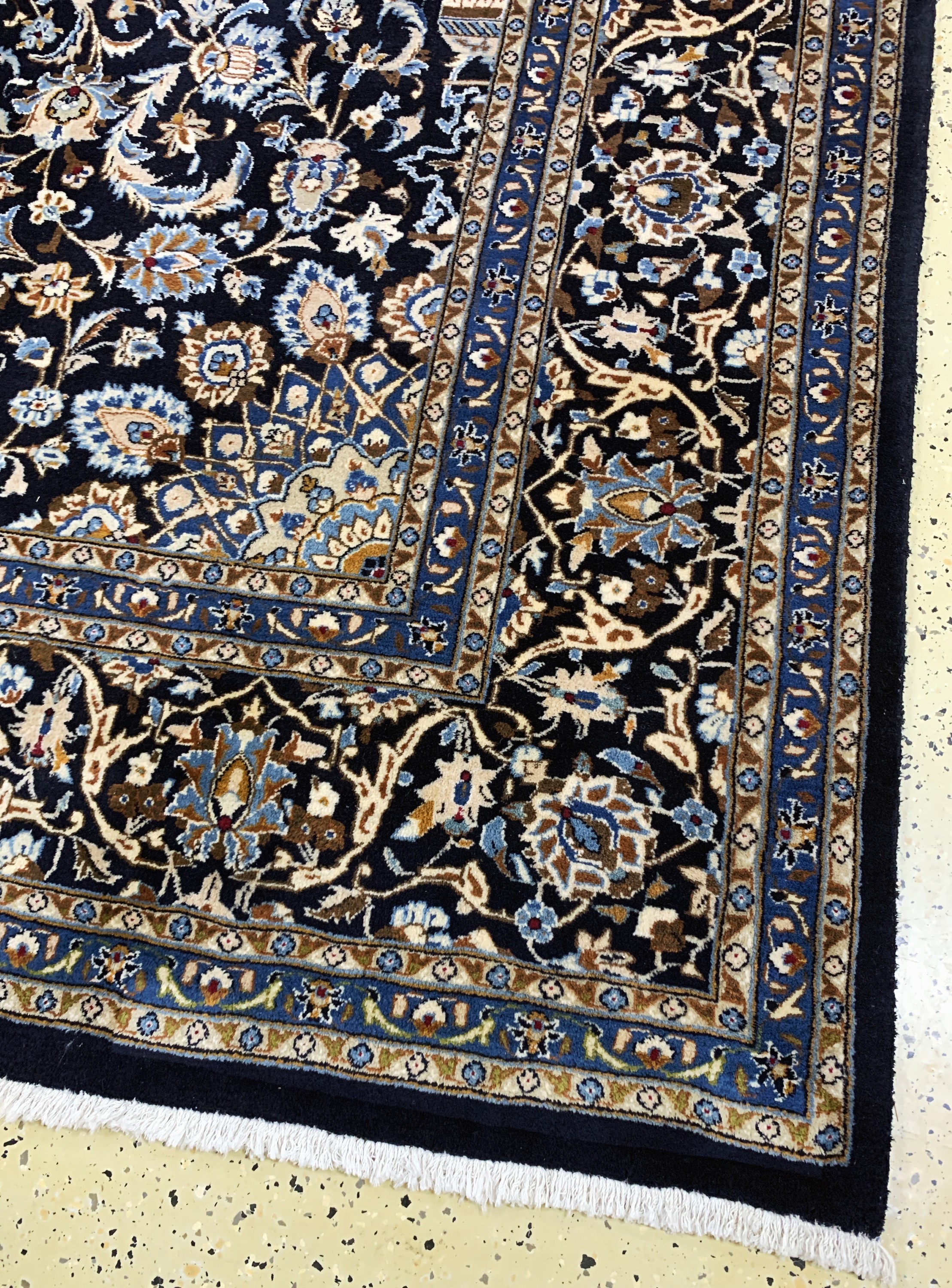 Detail a: Kaschmar Kork fein, Persien, Ende 20.Jhd, Korkwolle auf Baumwolle, ca. 350 x 250 cm, EHZ: 2