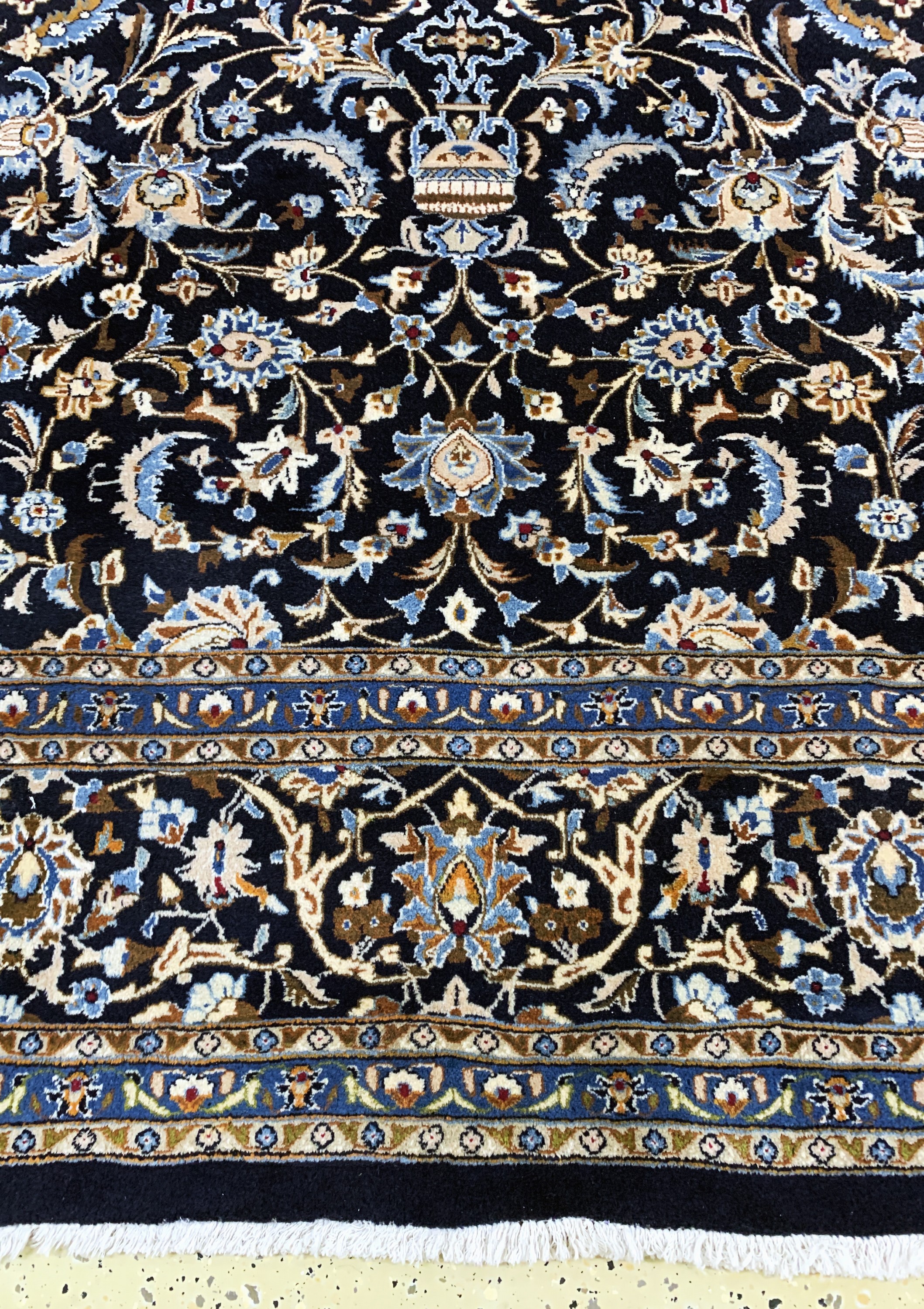 Detail b: Kaschmar Kork fein, Persien, Ende 20.Jhd, Korkwolle auf Baumwolle, ca. 350 x 250 cm, EHZ: 2