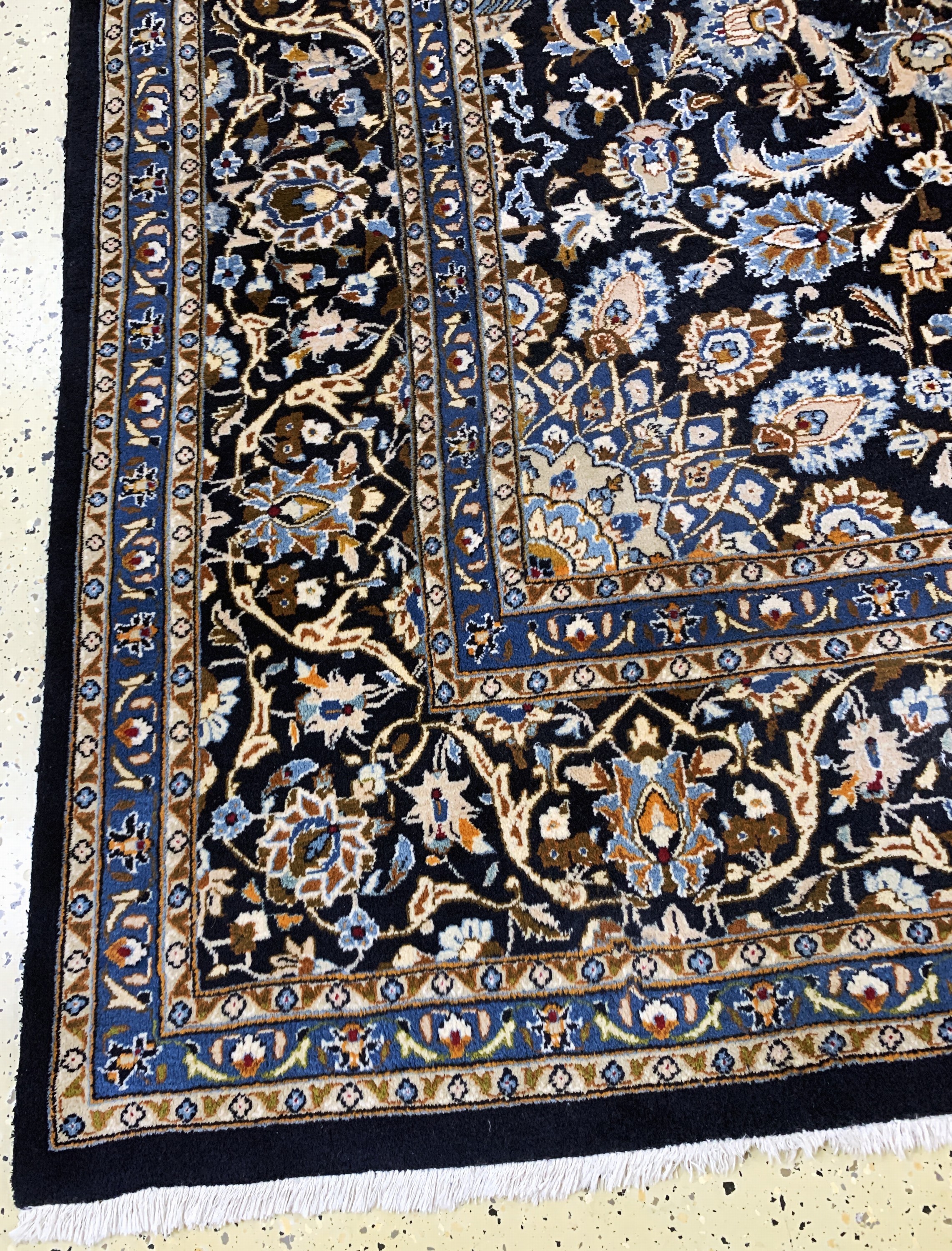 Detail c: Kaschmar Kork fein, Persien, Ende 20.Jhd, Korkwolle auf Baumwolle, ca. 350 x 250 cm, EHZ: 2