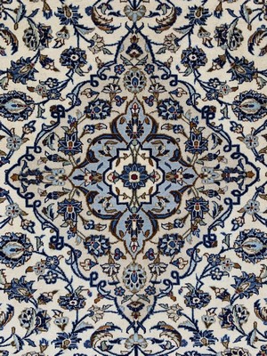 27012869d - Keschan, Persien, Ende 20.Jhd, Wolle auf Baumwolle, ca. 353 x 250 cm, EHZ:(nahezu ...