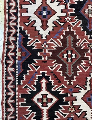 27012871d - ´Kuba´Kelim antik, Kaukasus, 19.Jhd, Wolle auf Wolle, ca. 335 x 175 cm, EHZ: 4