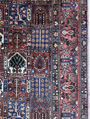 27012878f - ´Felder´Bachtiar, Persien, Mitte 20.Jhd, Wolle auf Baumwolle, ca. 515 x 320 cm, EHZ: 2 ...