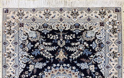 27012879a - Nain fein(6 La), Persien, Ende 20.Jhd, Korkwolle mit Seide, ca. 128 x 97 cm, ca. 1,0 ...