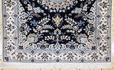 27012879c - Nain fein(6 La), Persien, Ende 20.Jhd, Korkwolle mit Seide, ca. 128 x 97 cm, ca. 1,0 ...