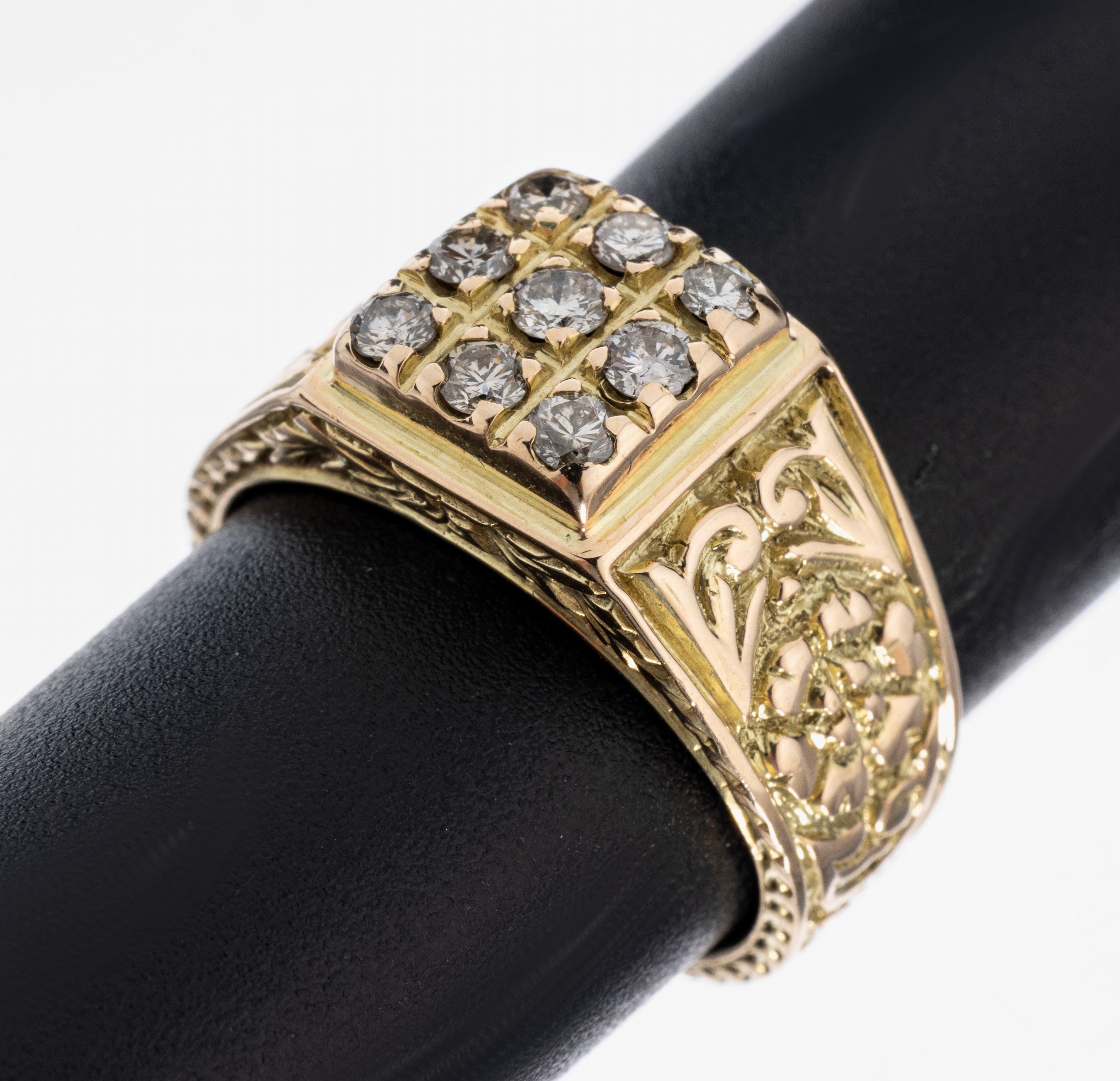 Image 27012953 - 14 kt Gold Brillant-Ring, GG 585/000 gepr.,9 Brillanten zus. ca. 0.35 ct Weiß/si, ...