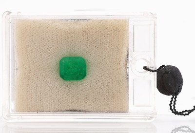 Image Loser kolumbianischer Smaragd, ca. 3.51 ct, kl. Ausbruch Schätzpreis: 700, - EUR
