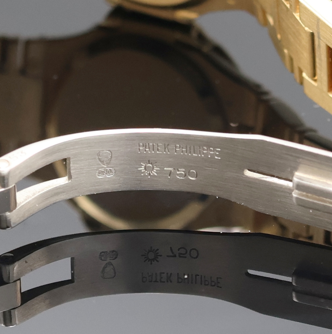 Detail e: PATEK PHILIPPE Nautilus feine Damenarmbanduhr in GG 750/000 Referenz 4700/51, Schweiz um 1990, quarz, seitl. über Lünette 4-fach verschr., ...