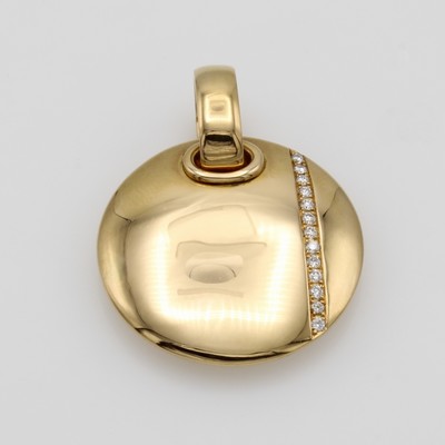 27013956a - Clipanhänger mit Brillanten, RG 750/000, runde, leicht konvexe Form, Brill. in einer ...