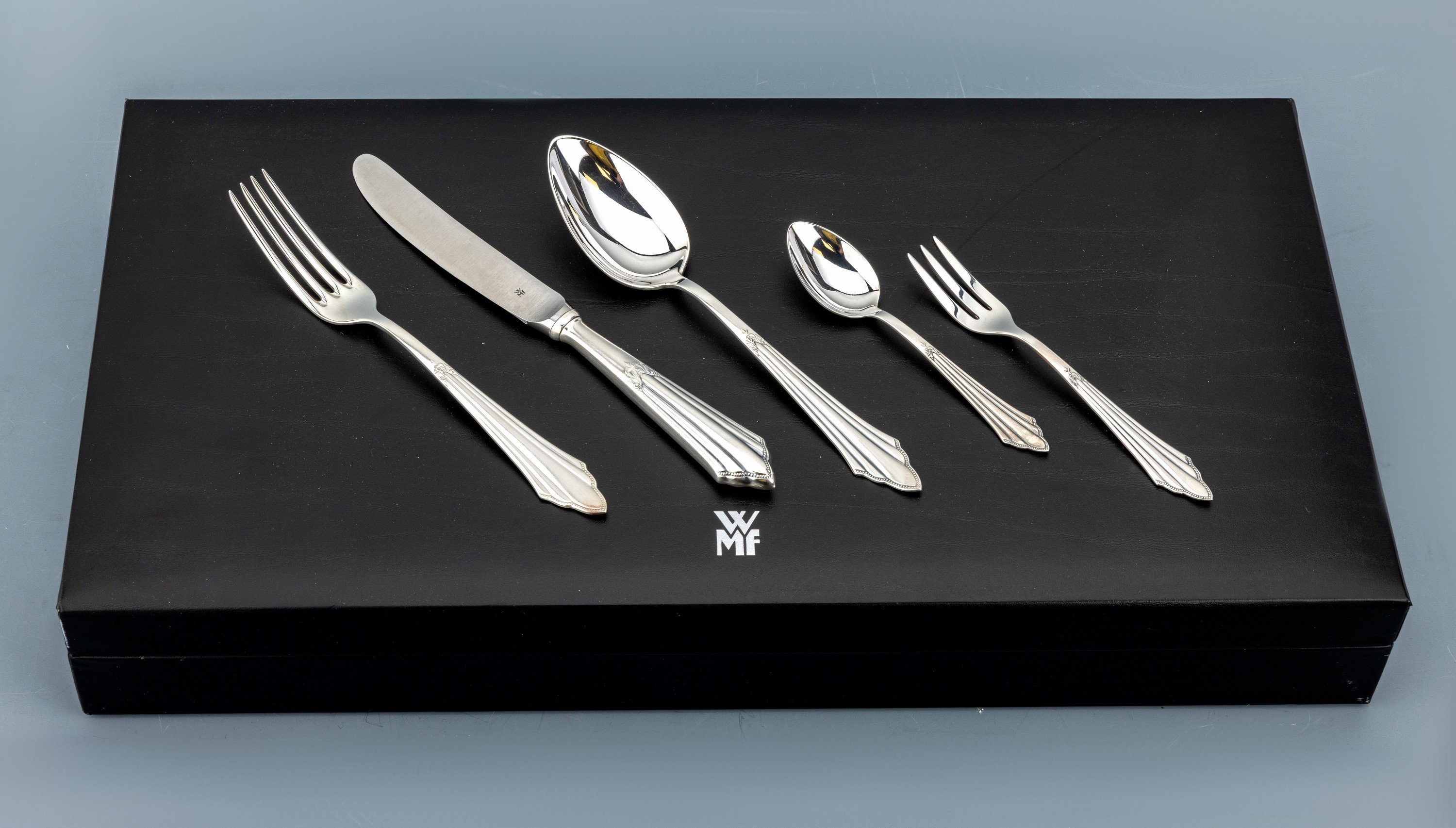 Image 27014168 - 30-tlg. WMF Besteck, Fächermuster, 925er Silber, best. aus: 6 Menügabeln, 6 ...