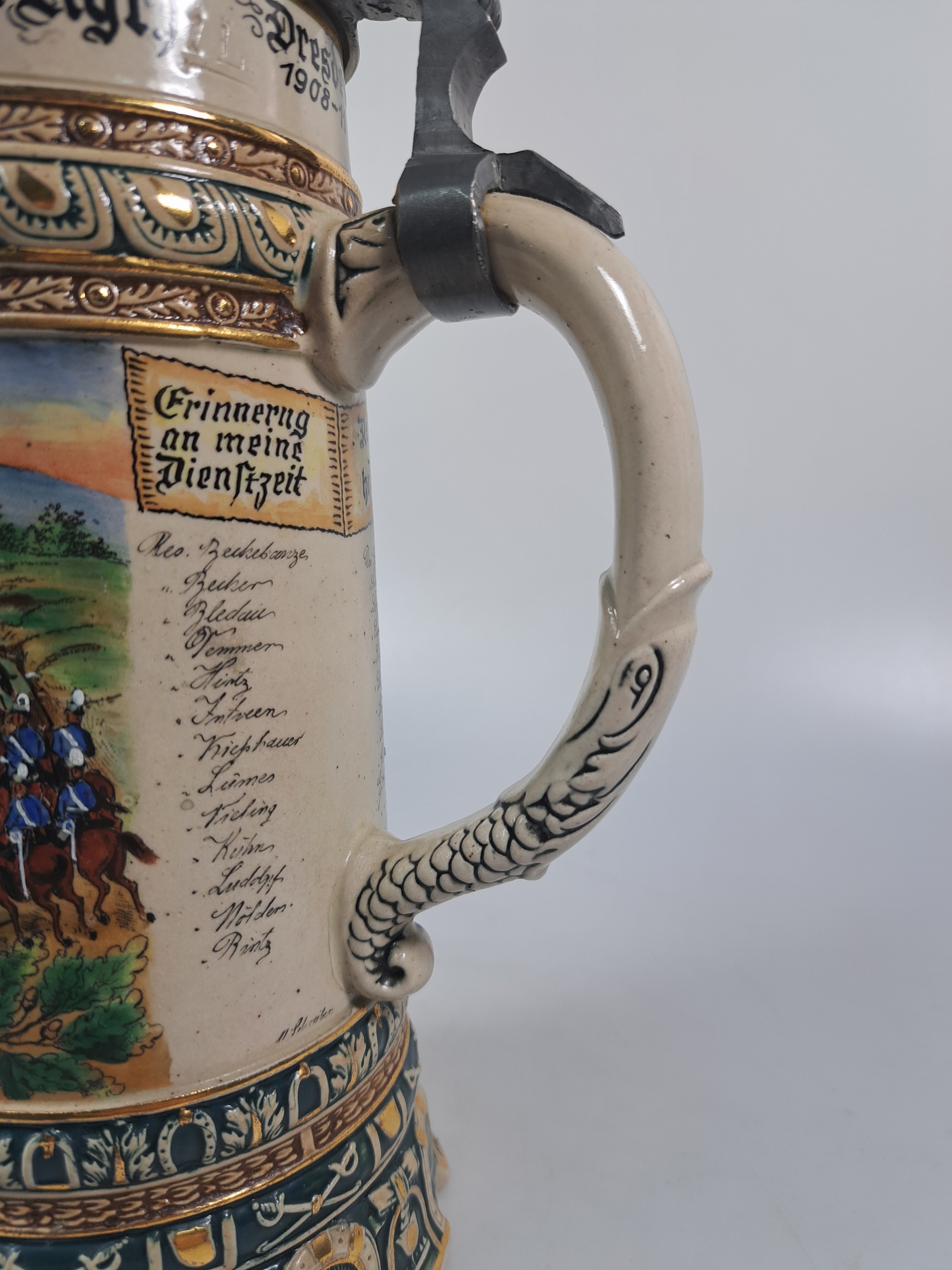 Detail j: Reservistenkrug, 4. Eskadron Kgl. Sächsisches Garde Reiter Regiment (1. Schweres Rgt.), Dresden, 1908-11, Steinzeug, Zinnmontur, Gardist Schöffler, ...