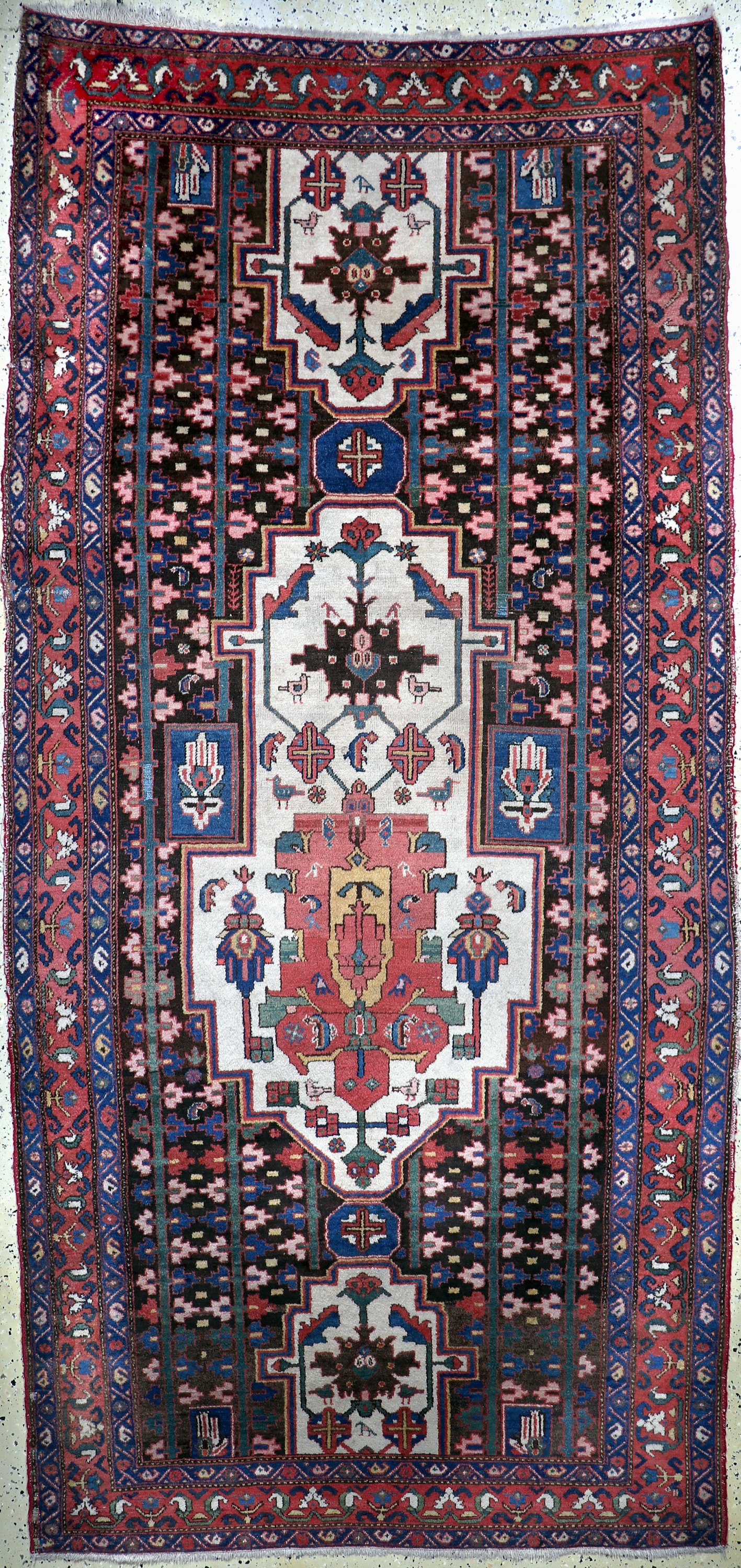 Antiker Bachtiar, Persien, um 1900, Wolle auf Baumwolle, ca. 320 x 150 cm, EHZ: 3