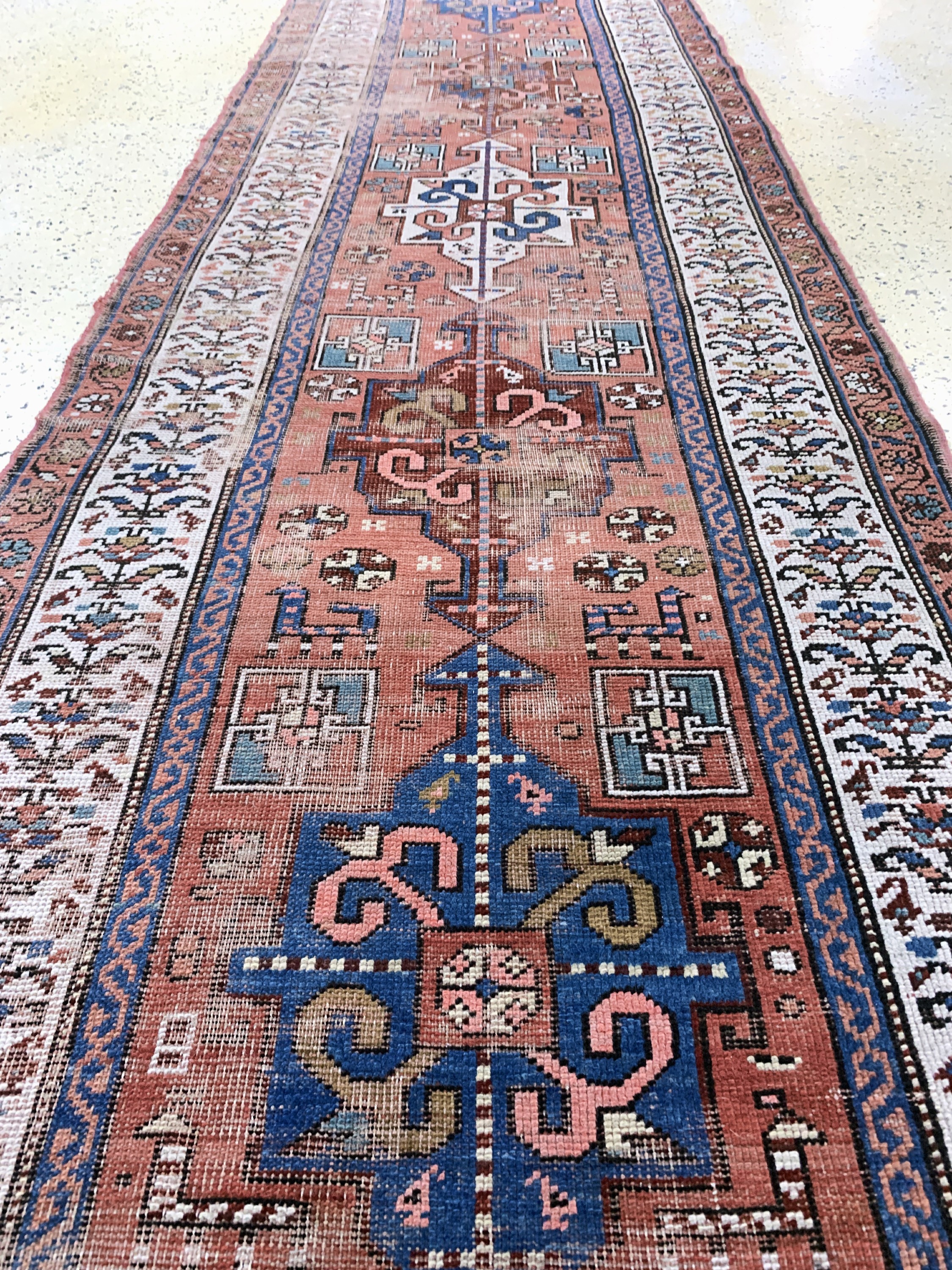 Detail d: Antiker Bakhshaish, Persien, 19.Jhd, Wolle auf Wolle, ca. 343 x 97 cm, EHZ: 4