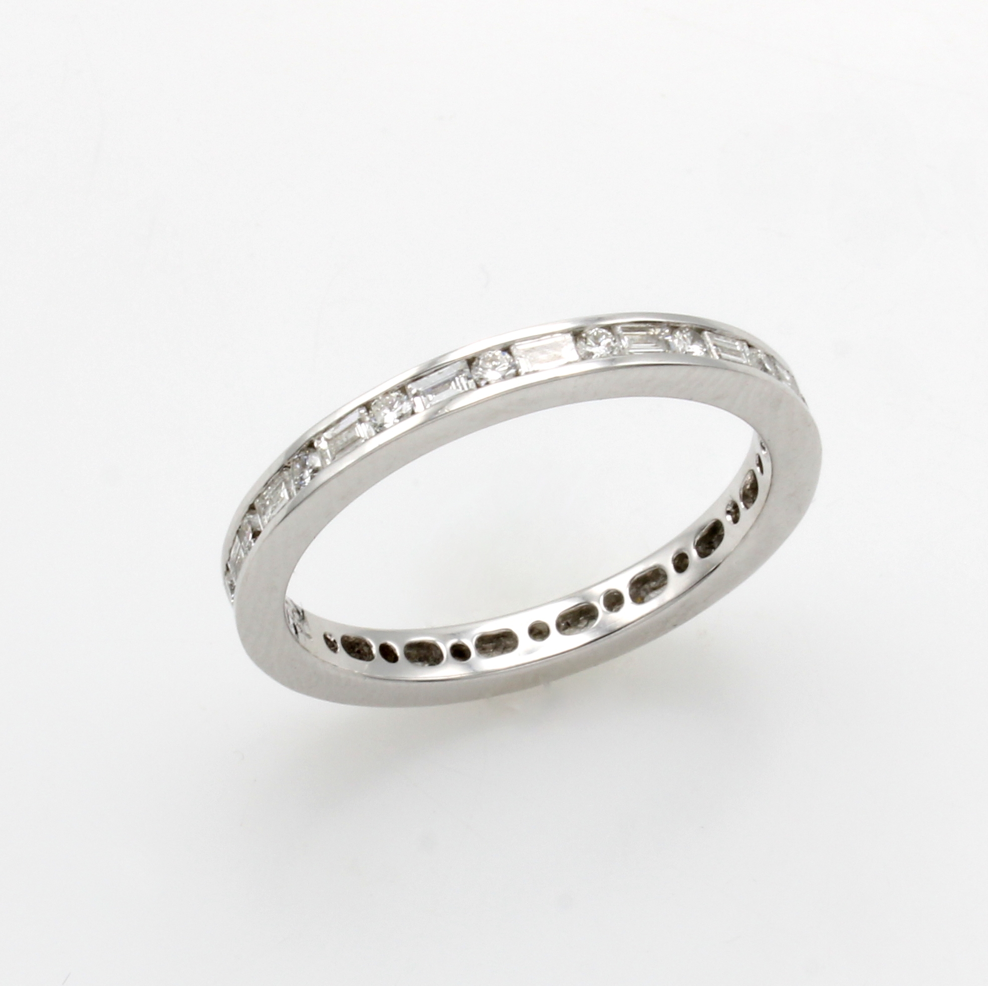 Image 27014513 - Memoryring mit Brillanten und Diamanten, WG 750/000, abwechselnd gef., Brill. zus. ca. ...