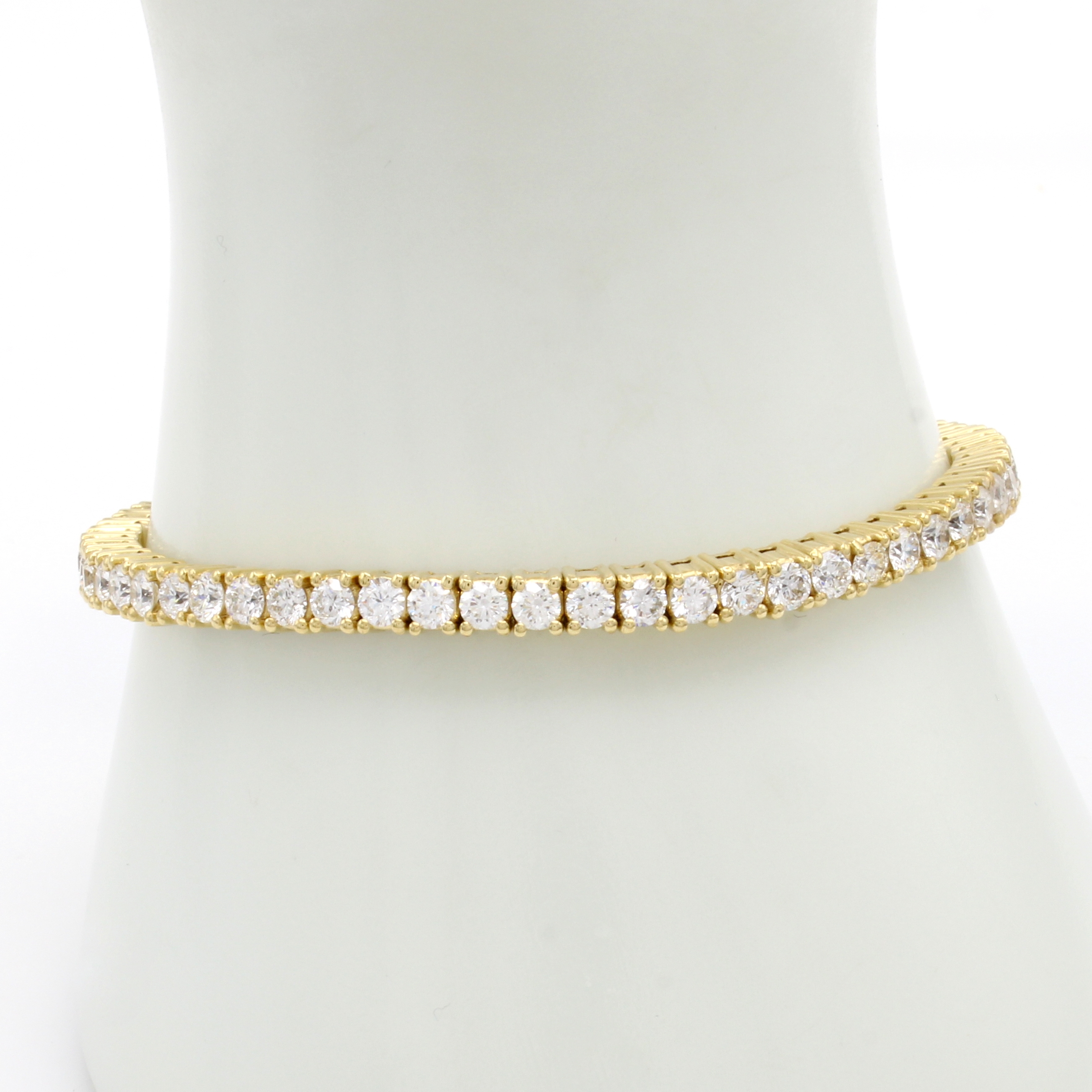 Image 27014529 - Flexibler Armreif mit Brillanten, GG 750/000, 60 Brill. zus. ca. 5.77 ct feines ...