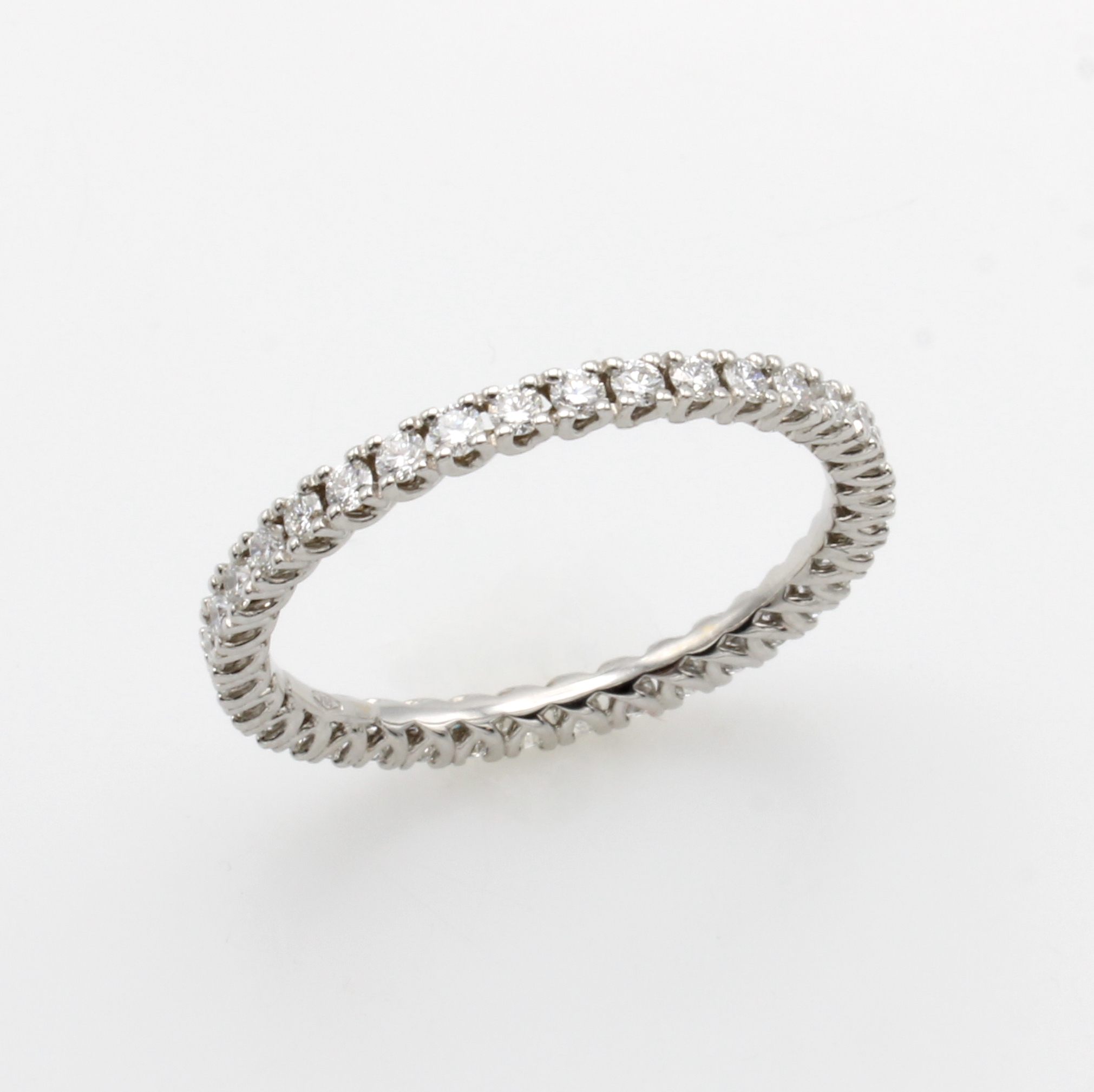 Image 27014592 - Memoryring mit Brillanten, WG 750/000, 36 Brill. zus. ca. 0.66 ct feines Weiß/vs, RW ...