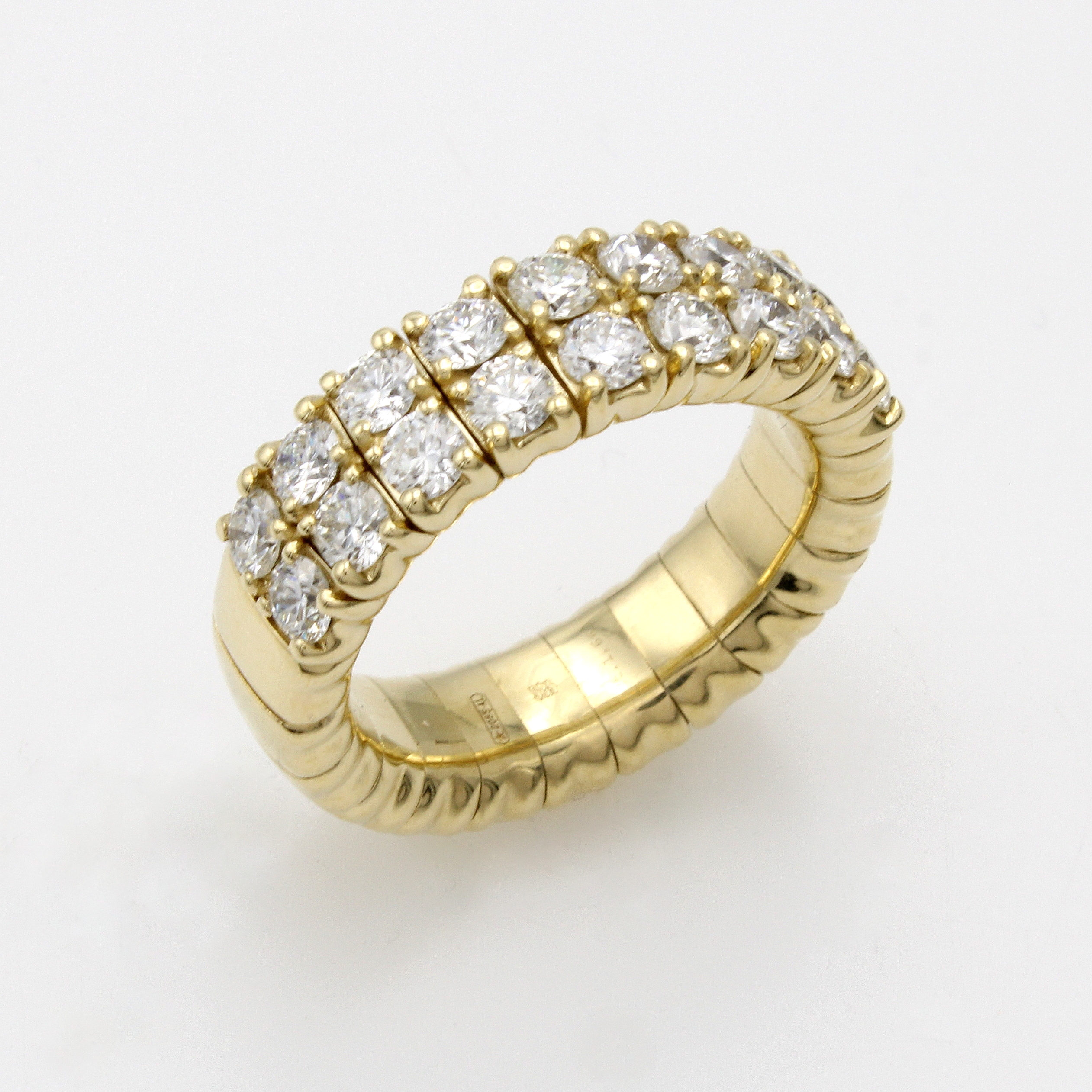 Image 27014626 - Flexibler Ring mit Brillanten, GG 585/000, 2-rhg. bes. m. Brill. zus. ca. 1.66 ct feines ...