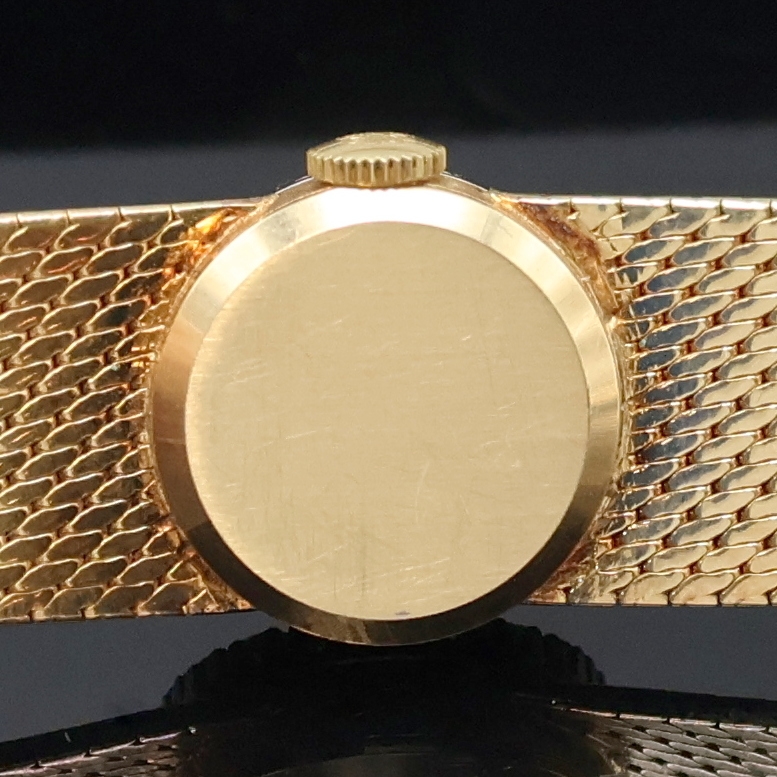 Detail g: PATEK PHILIPPE Damenarmbanduhr in GG 750/000 mit Diamanten Referenz 3282/46, Schweiz um 1965, Handaufzug, orig. Goldband, Boden aufgedr., Lünette ...