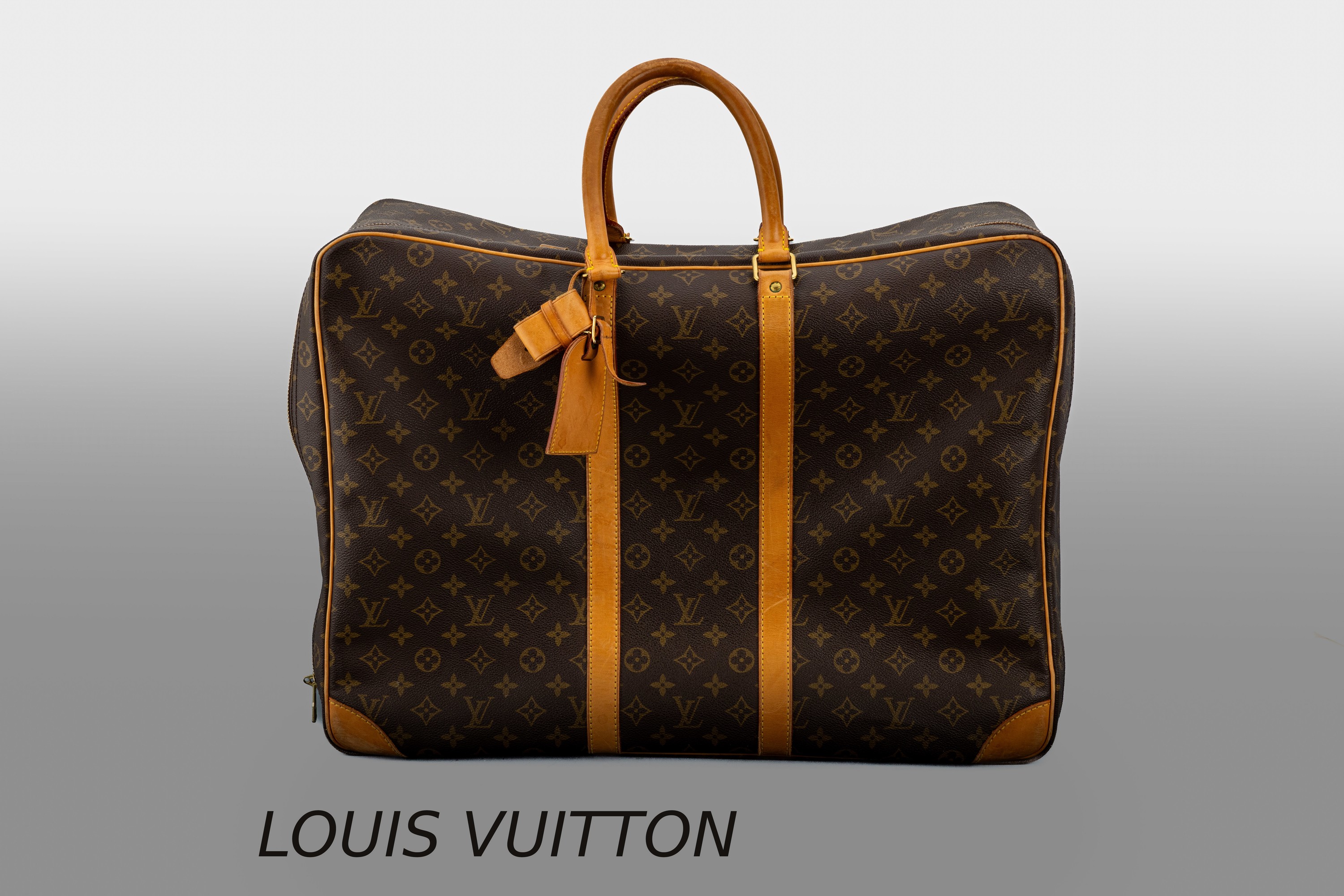 Image 27015091 - LOUIS VUITTON Koffer, Sirius 55, Monogram Canvas, Tragegriffe, Besätze, Tragehenkel ...