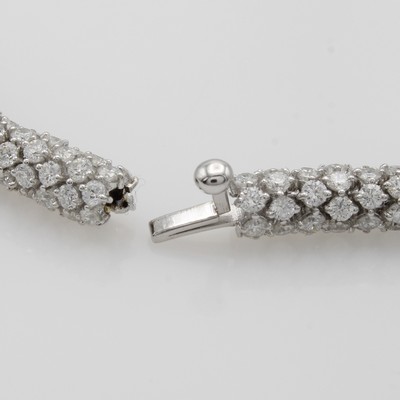 27015074a - Exklusives Collier mit Brillanten, WG 750/000, Schlangenkette rundum und voll bes. m. ...