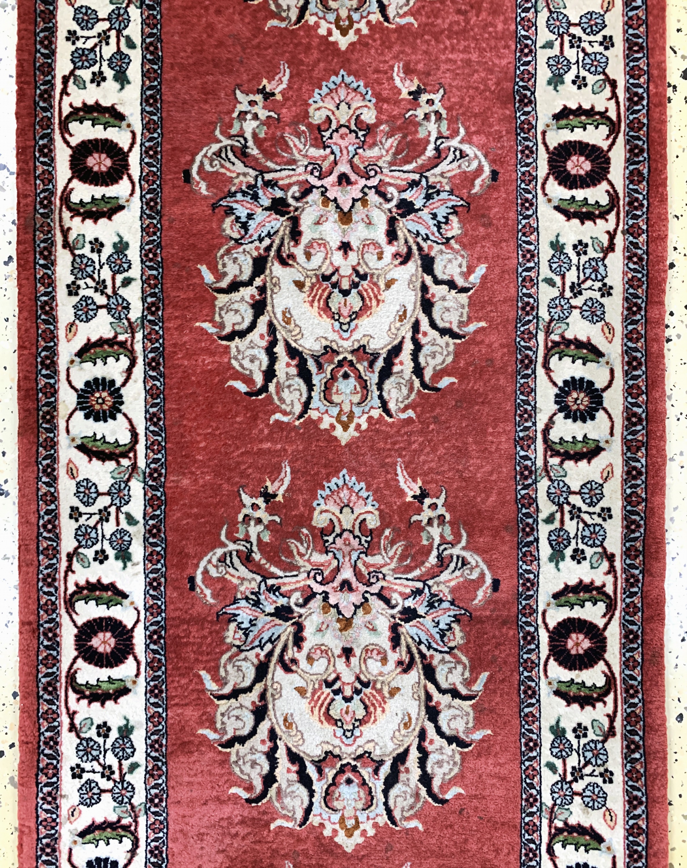 Detail c: Bidjar Sehr fein, Persien, Ende 20.Jhd, Korkwolle mit Seide, ca. 385 x 70 cm, Reinigungsbedürftig, EHZ: 2