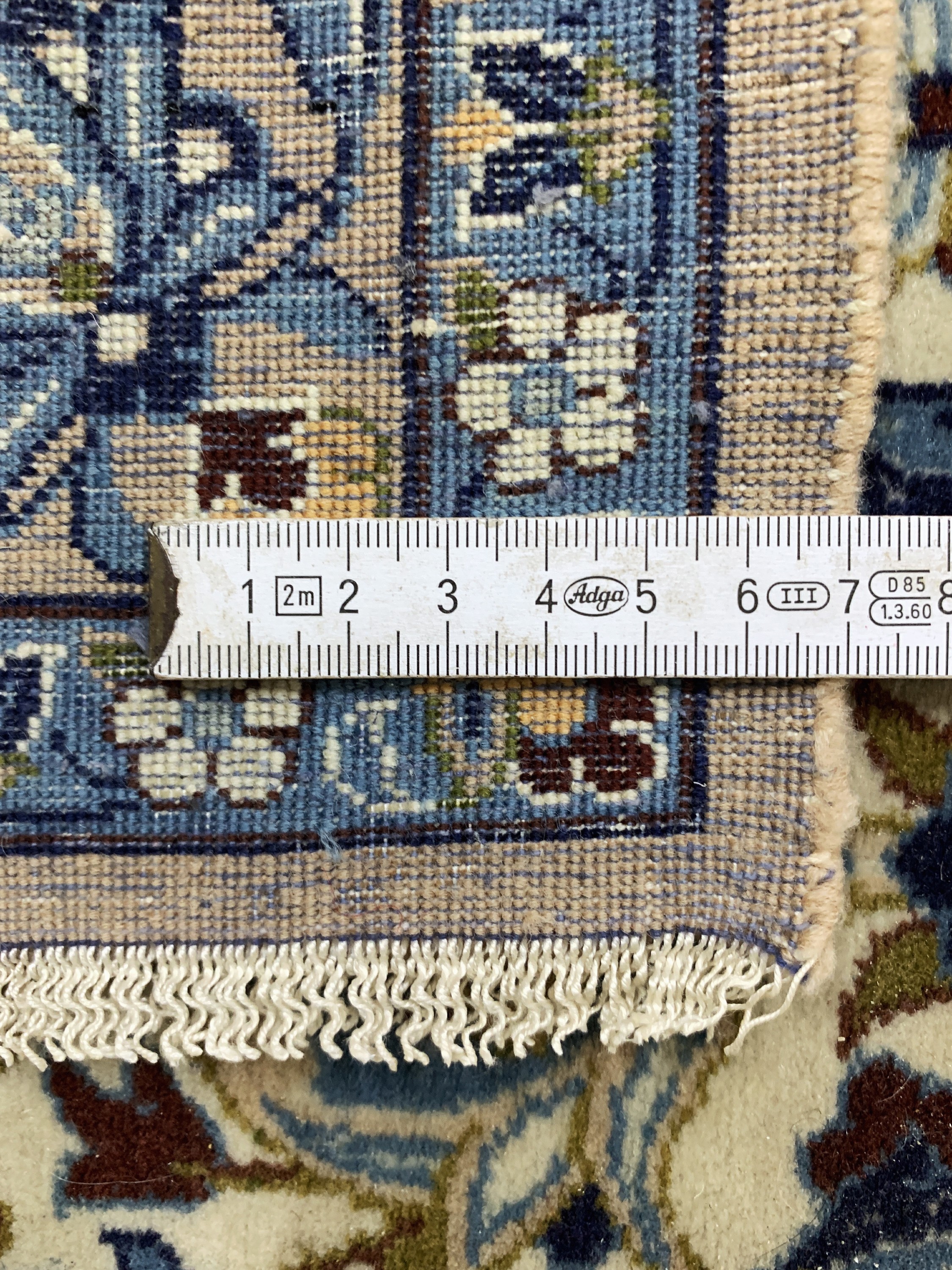 Detail f: 2 Lots Keschan & Esfahan, Persien, Mitte 20.Jhd, Korkwolle auf Seide, ca. 114 x 83 cm, EHZ: 2-3