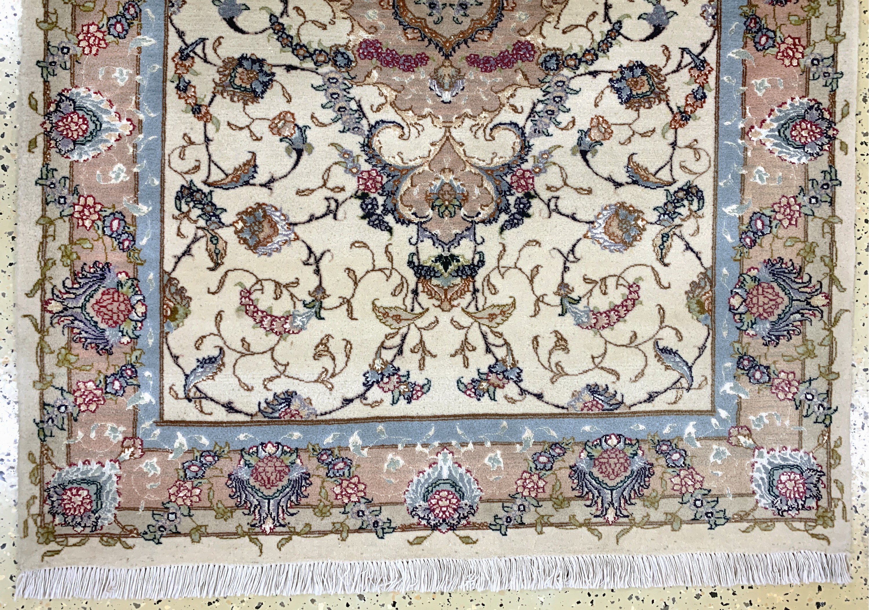 Detail c: Täbriz fein(50 Raj), Persien, Ende 20.Jhd, Korkwolle mit Seide, ca. 154 x 108 cm, ca. 500.000 Kn/qm, EHZ: 2